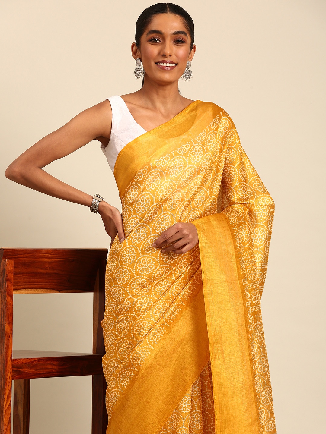 

HERE&NOW Bandhani Printed Zari Saree, Yellow