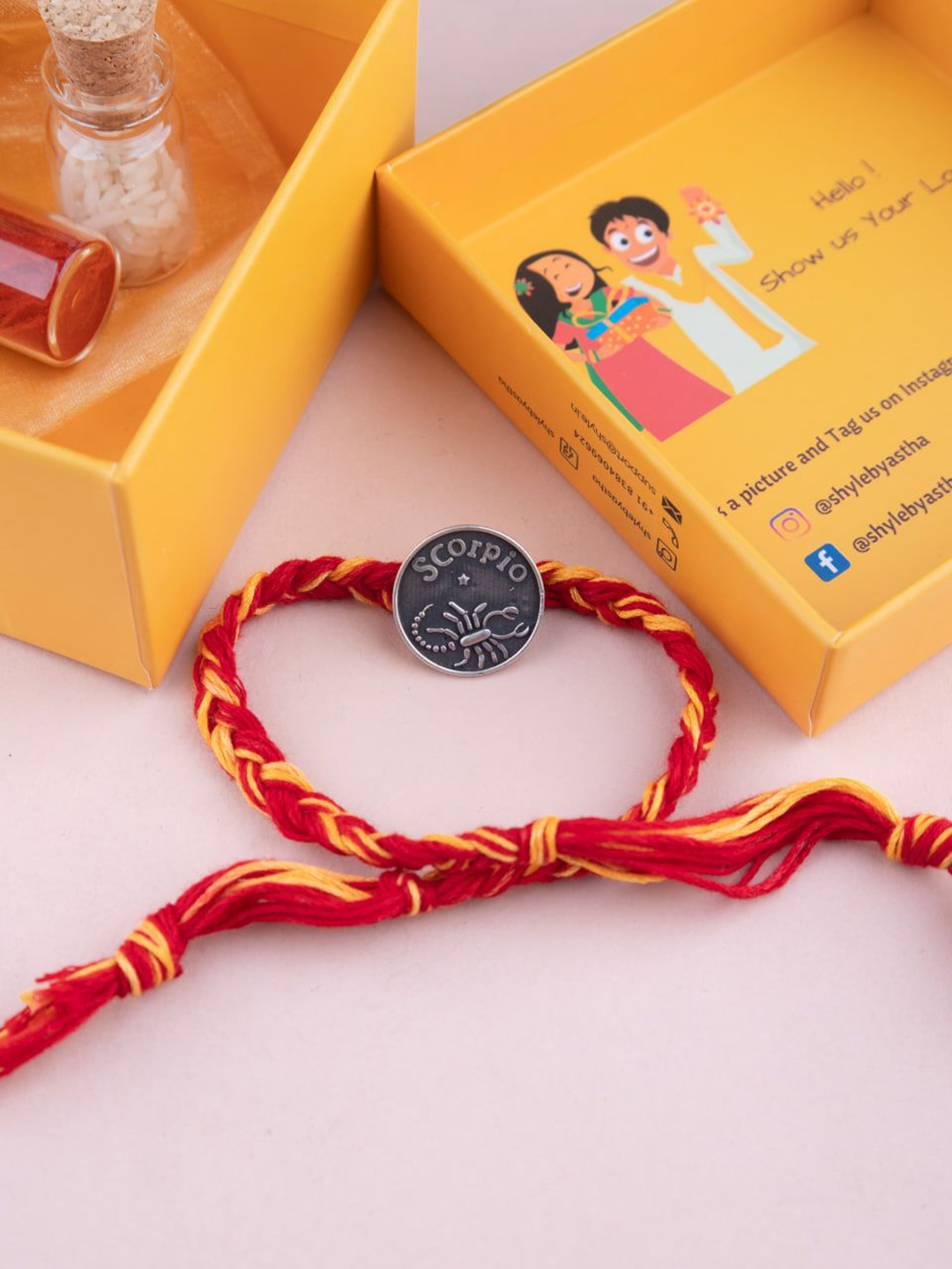 

Shyle Thread Rakhi, Silver