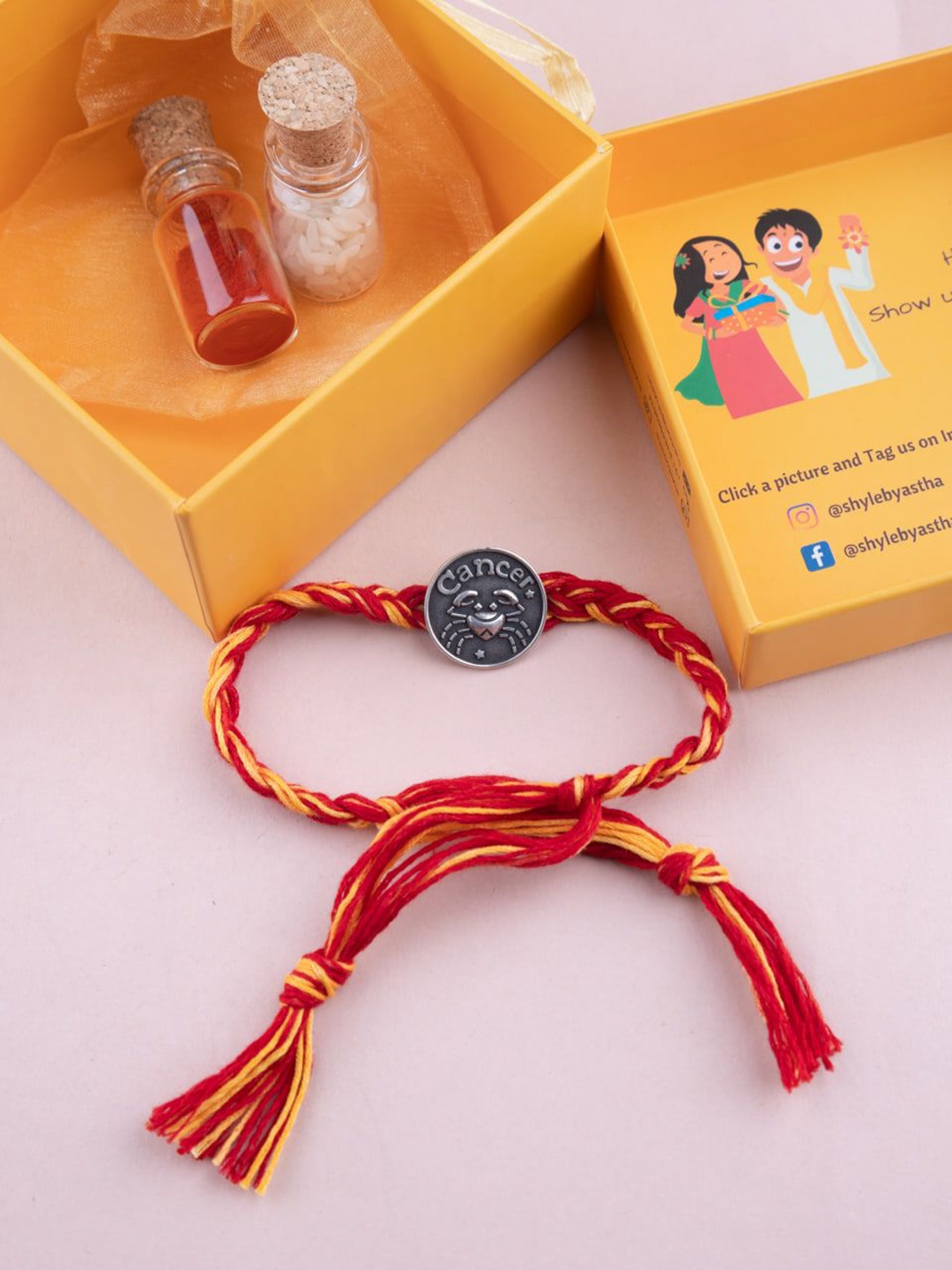 

Shyle Thread Rakhi, Silver