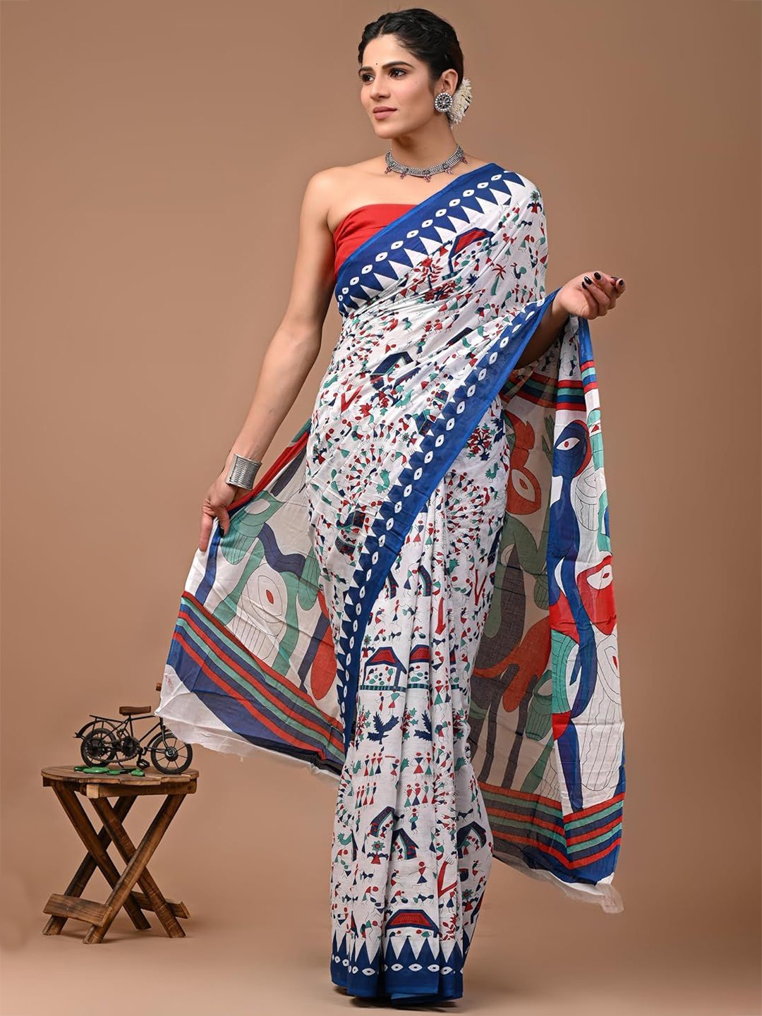 

JAIPURI PRINT Warli Pure Cotton Bagru Saree, White