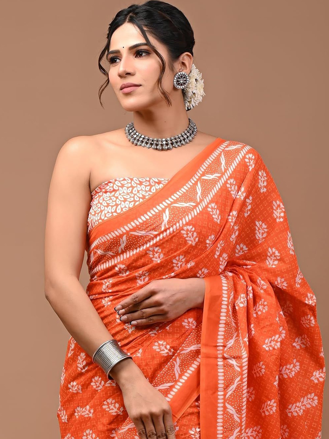 

JAIPURI PRINT Floral Pure Cotton Bagru Saree, Orange