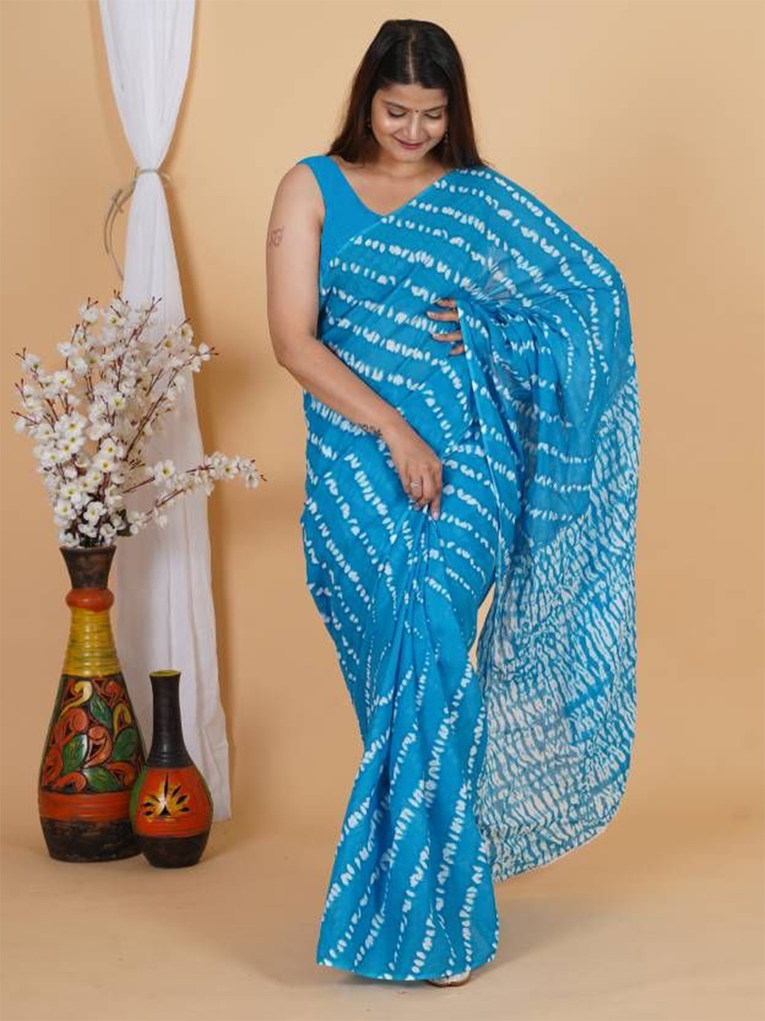 

JAIPURI PRINT Ethnic Motifs Pure Cotton Bagru Saree, Turquoise blue