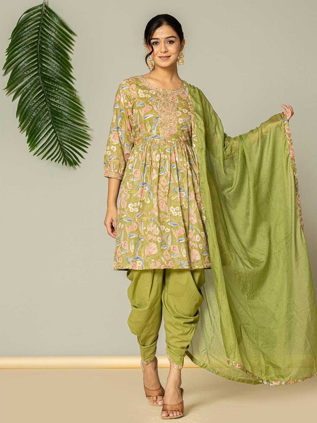 

Yufta Women Floral Printed Regular Pure Cotton Kurta with Dhoti Pants & With Dupatta, Green