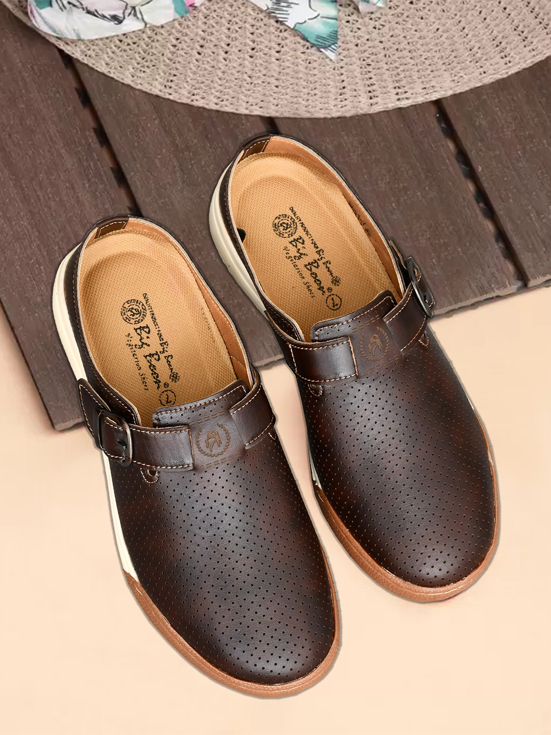 

Big Boon Men Slip-On Sneakers, Bronze