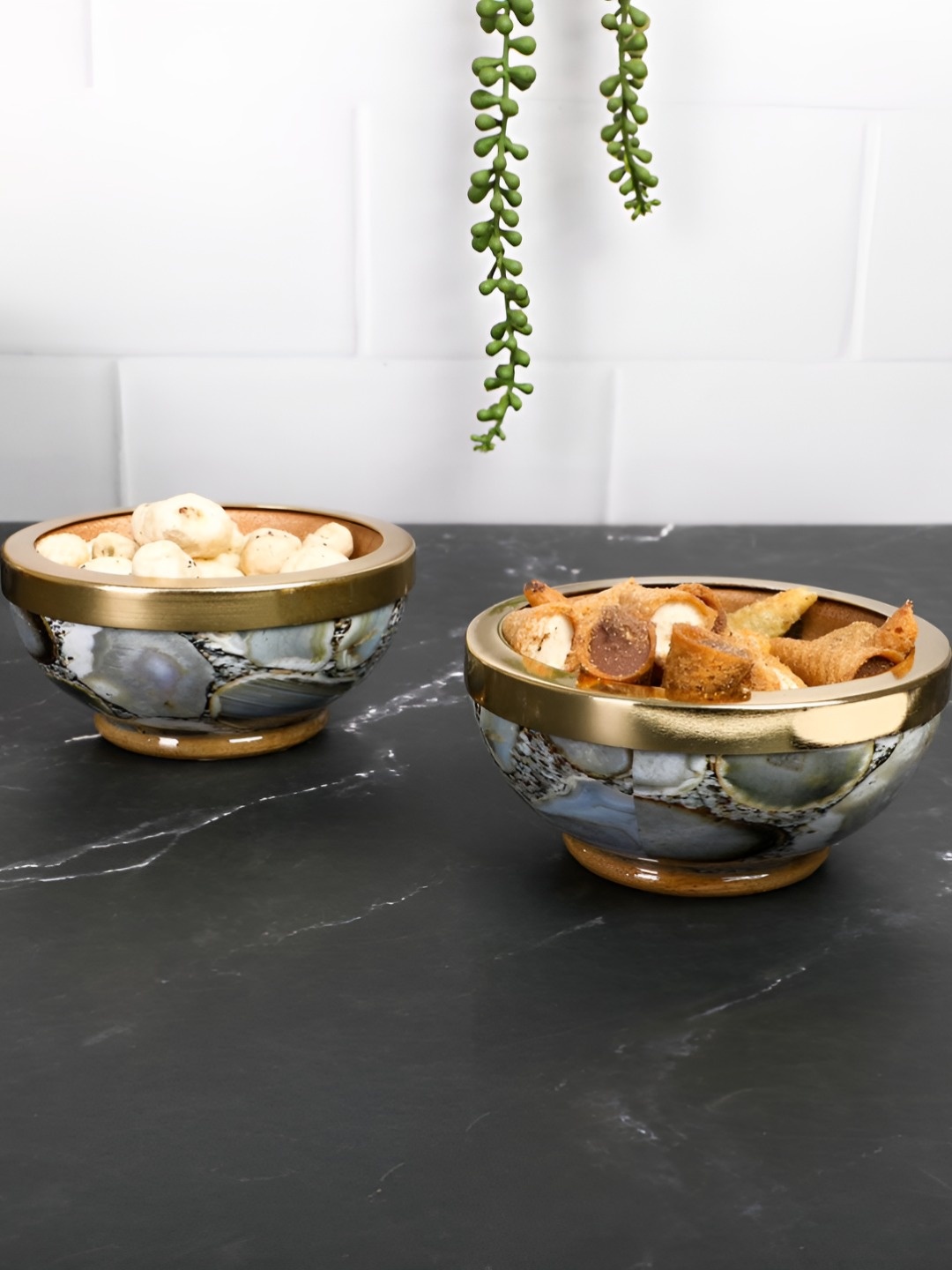 

THE HOME CO. 2 Pcs Textured Wooden Serving Bowl, Grey