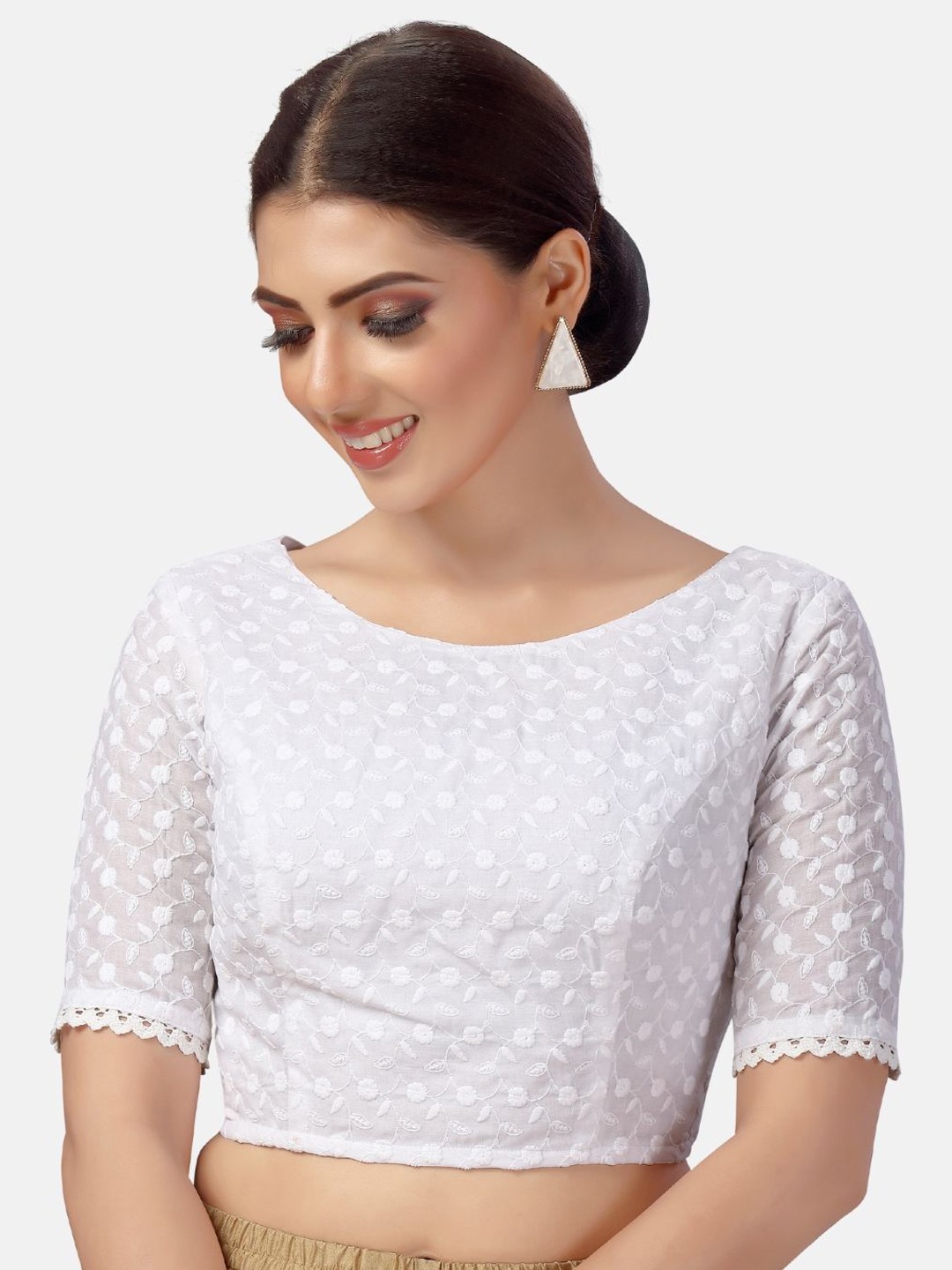 

Studio Shringaar Chikankari Cotton Saree Blouse, White