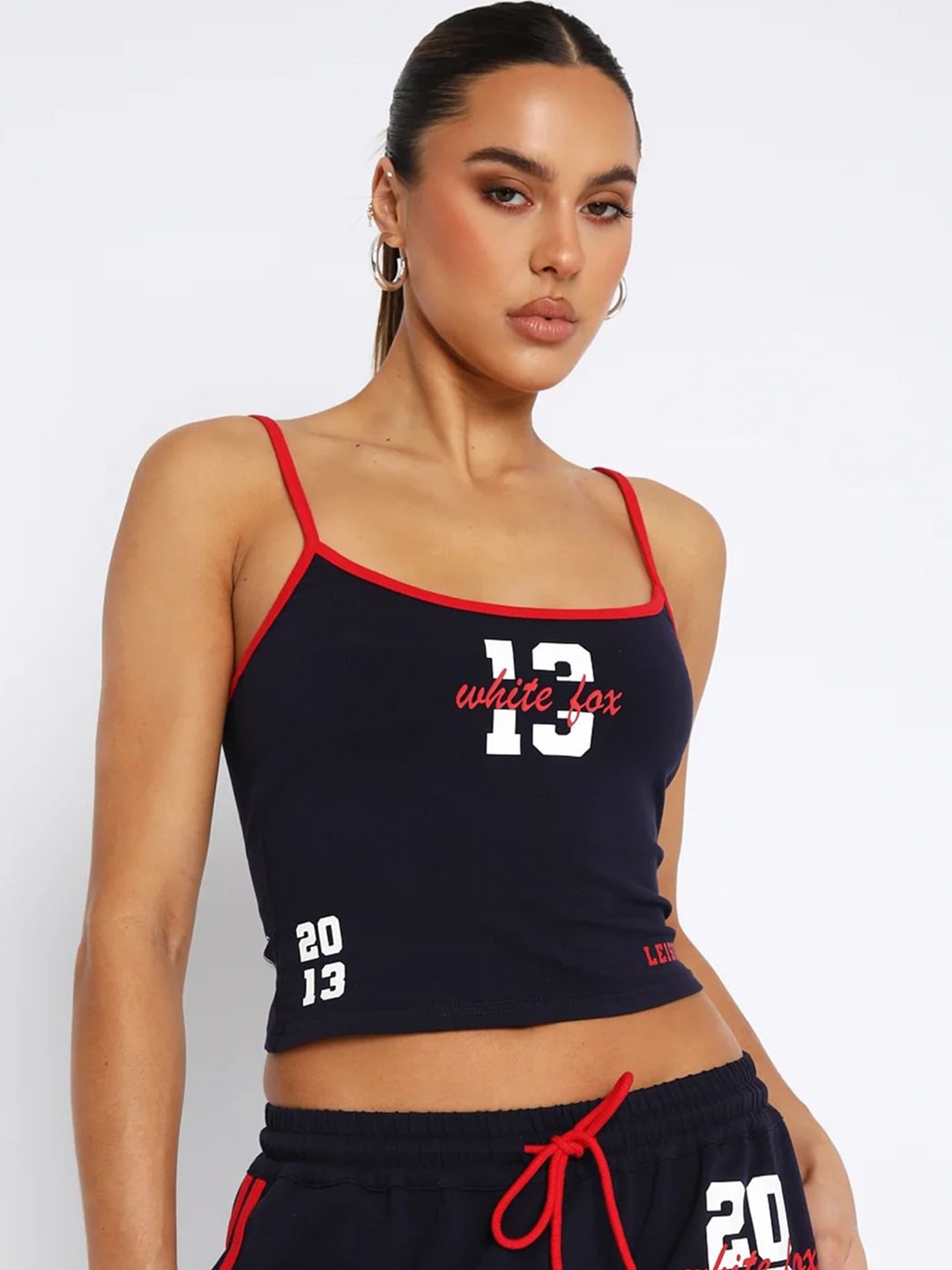 

LULU & SKY Crop Top, Black