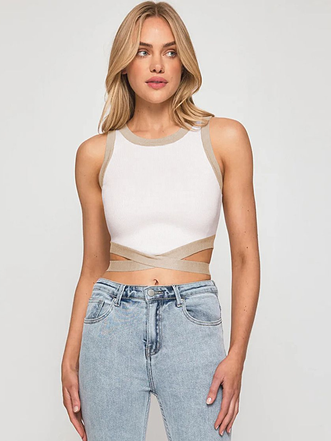 

LULU & SKY Crop Top, White