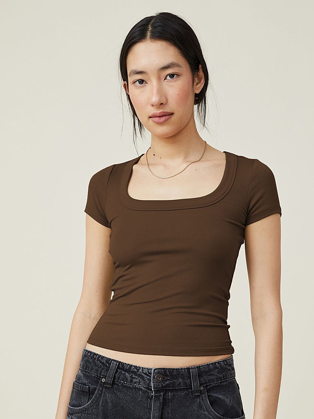 

LULU & SKY Crop Top, Brown
