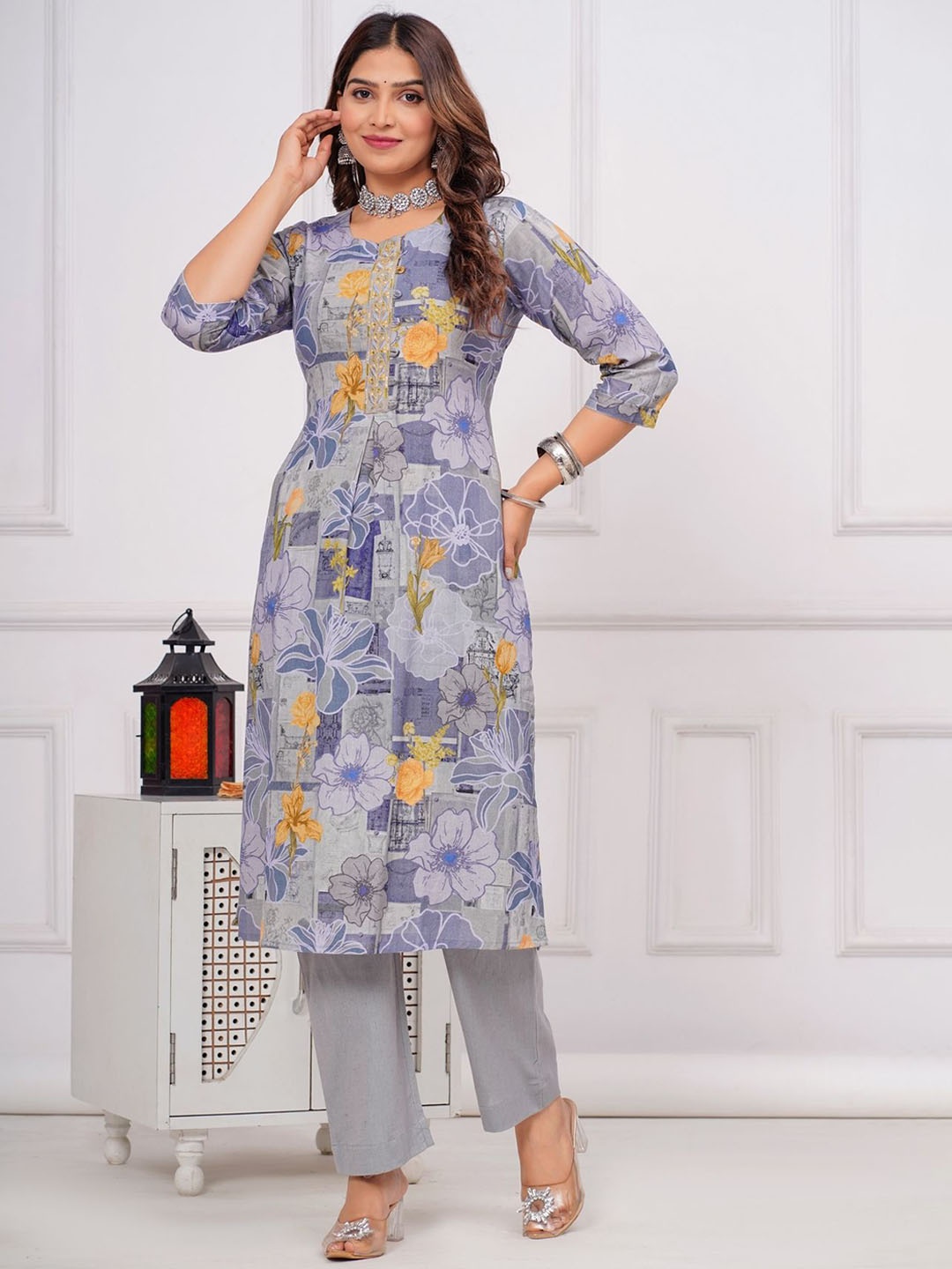 

KALINI Women Floral Printed Regular Beads and Stones Pure Wool Kurta with Trousers, Grey