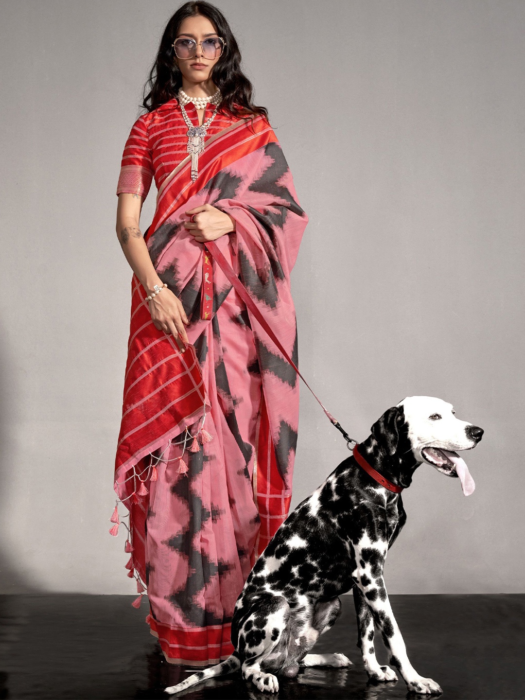 

elora Silk Blend Saree, Peach