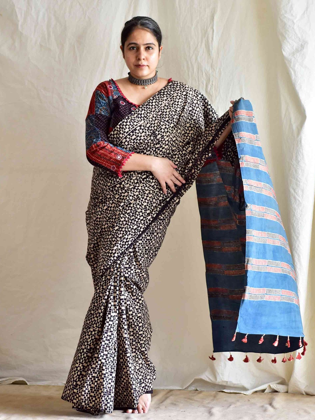 

Sundarii Pure Cotton Saree, Black