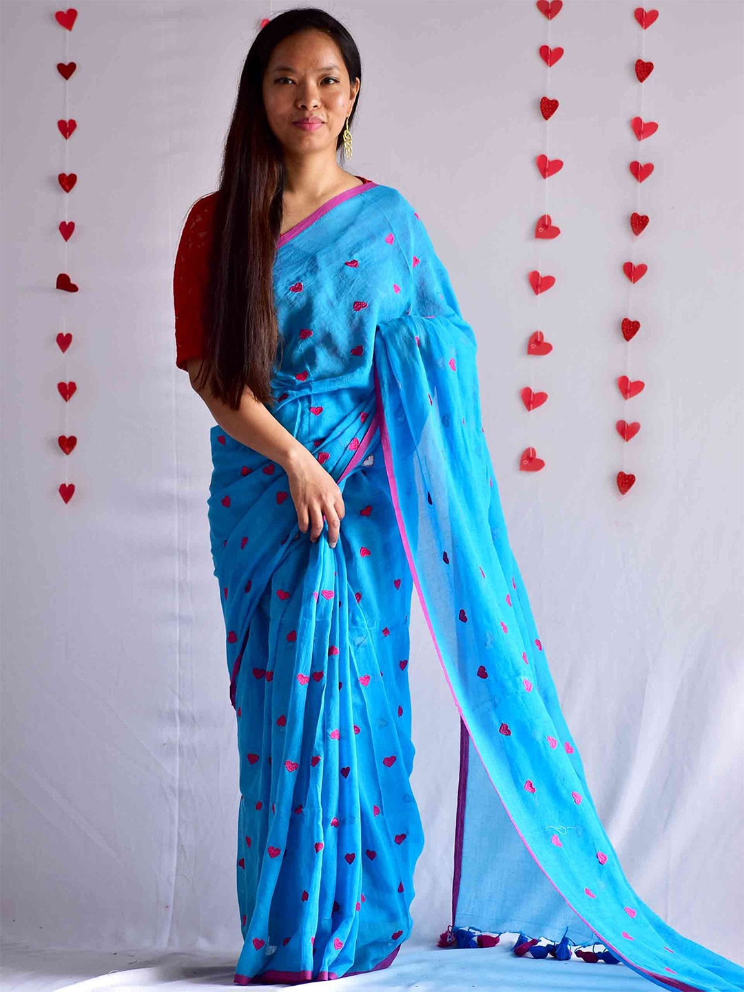 

Sundarii Embroidered Pure Cotton Saree, Turquoise blue