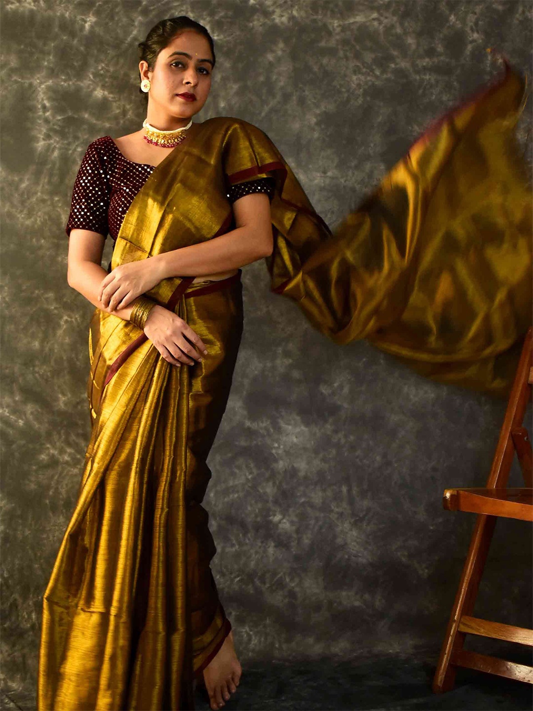 

Sundarii Tissue Saree, Copper