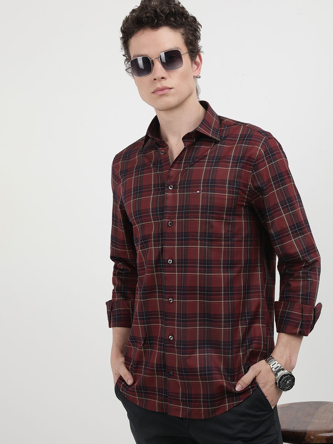 

Tommy Hilfiger Men Tartan Checks Opaque Checked Casual Shirt, Maroon