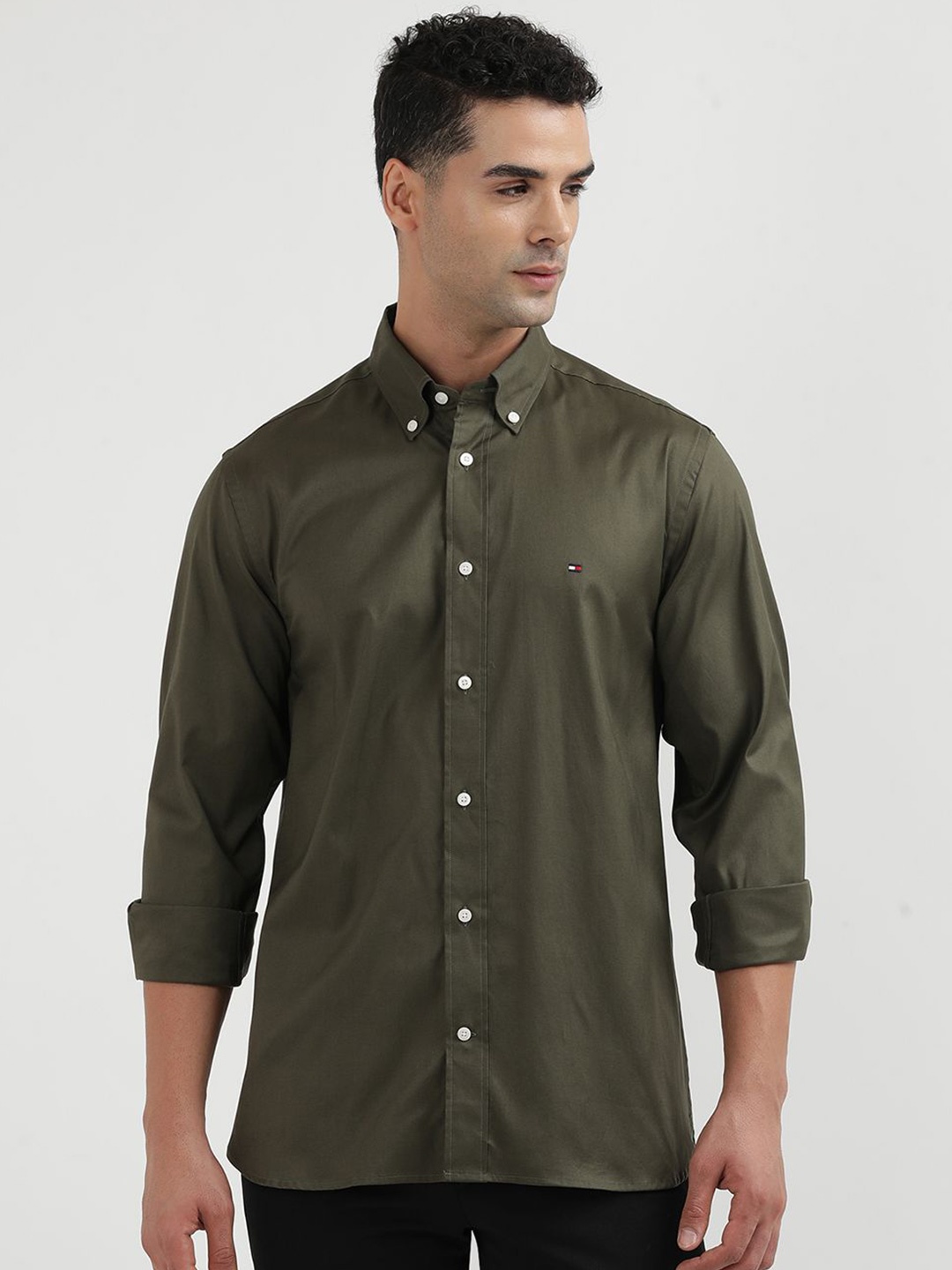 

Tommy Hilfiger Men Opaque Casual Shirt, Khaki