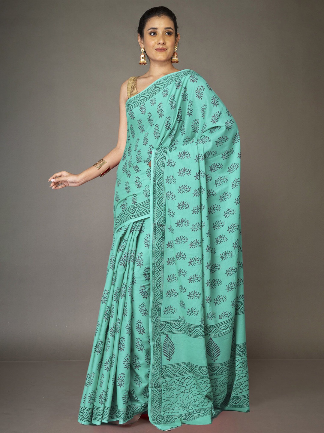 

Unnati Silks Ethnic Motifs Pure Cotton Handloom Block Print Saree, Green