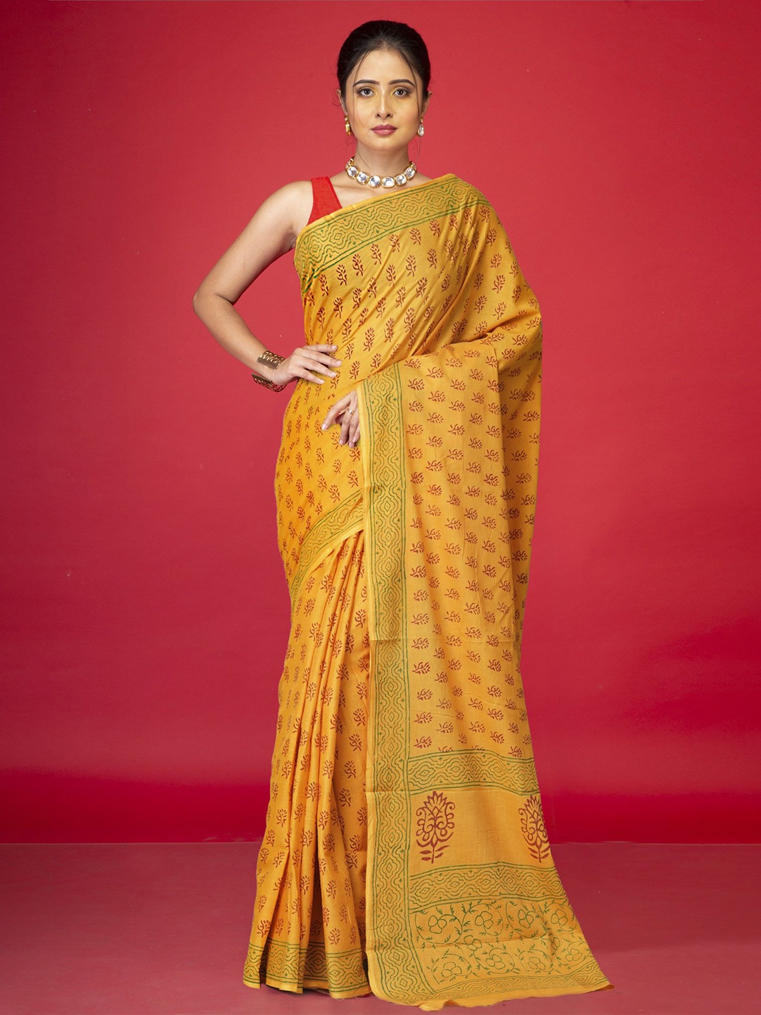 

Unnati Silks Ethnic Motifs Pure Cotton Handloom Block Print Saree, Yellow