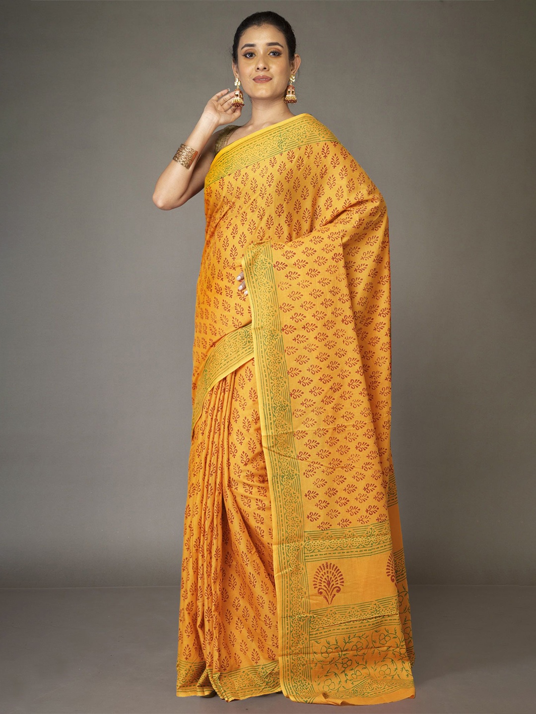 

Unnati Silks Ethnic Motifs Pure Cotton Handloom Block Print Saree, Yellow