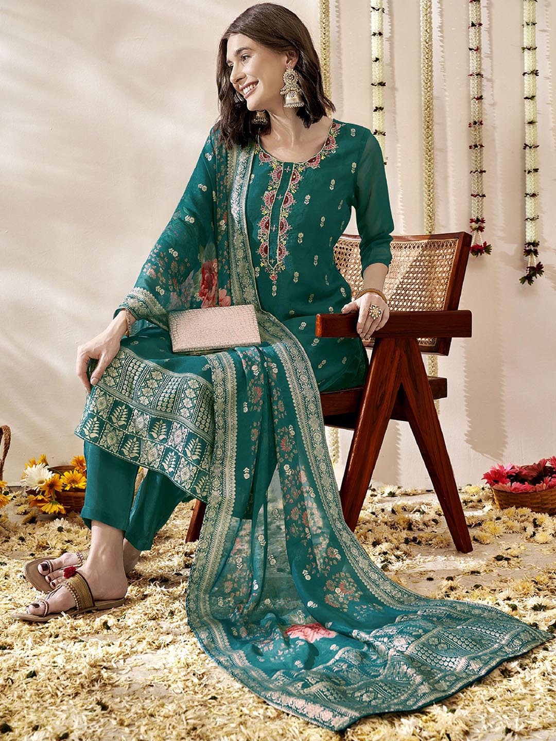 

Anouk Women Ethnic Motifs Printed Regular Kurta with Trousers & With Dupatta, Teal