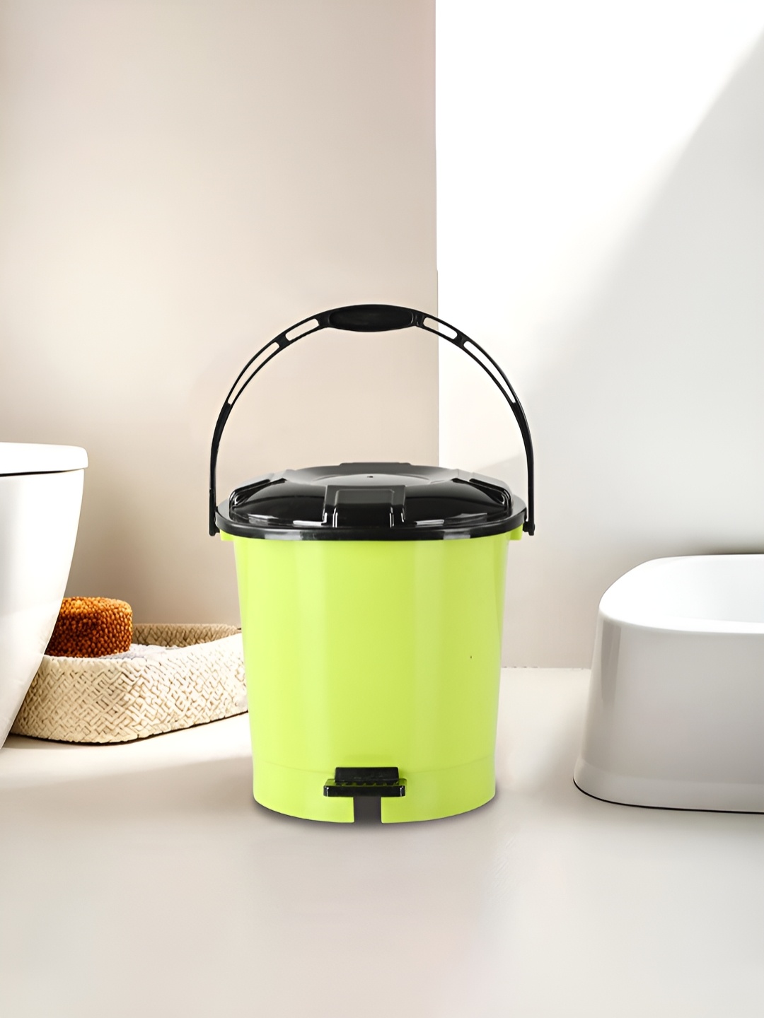 

Kuber Industries Green & Black Plastic Pedal Dustbin- 7 LTR