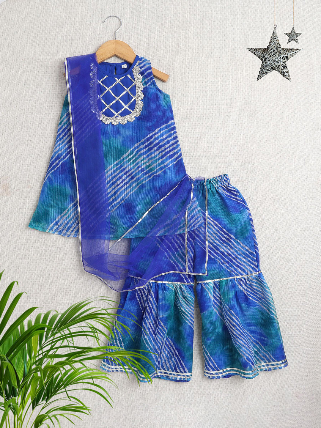 

The Magic Wand Girls Leheriya Printed Regular Gotta Patti Kurta with Sharara & With Dupatta, Blue