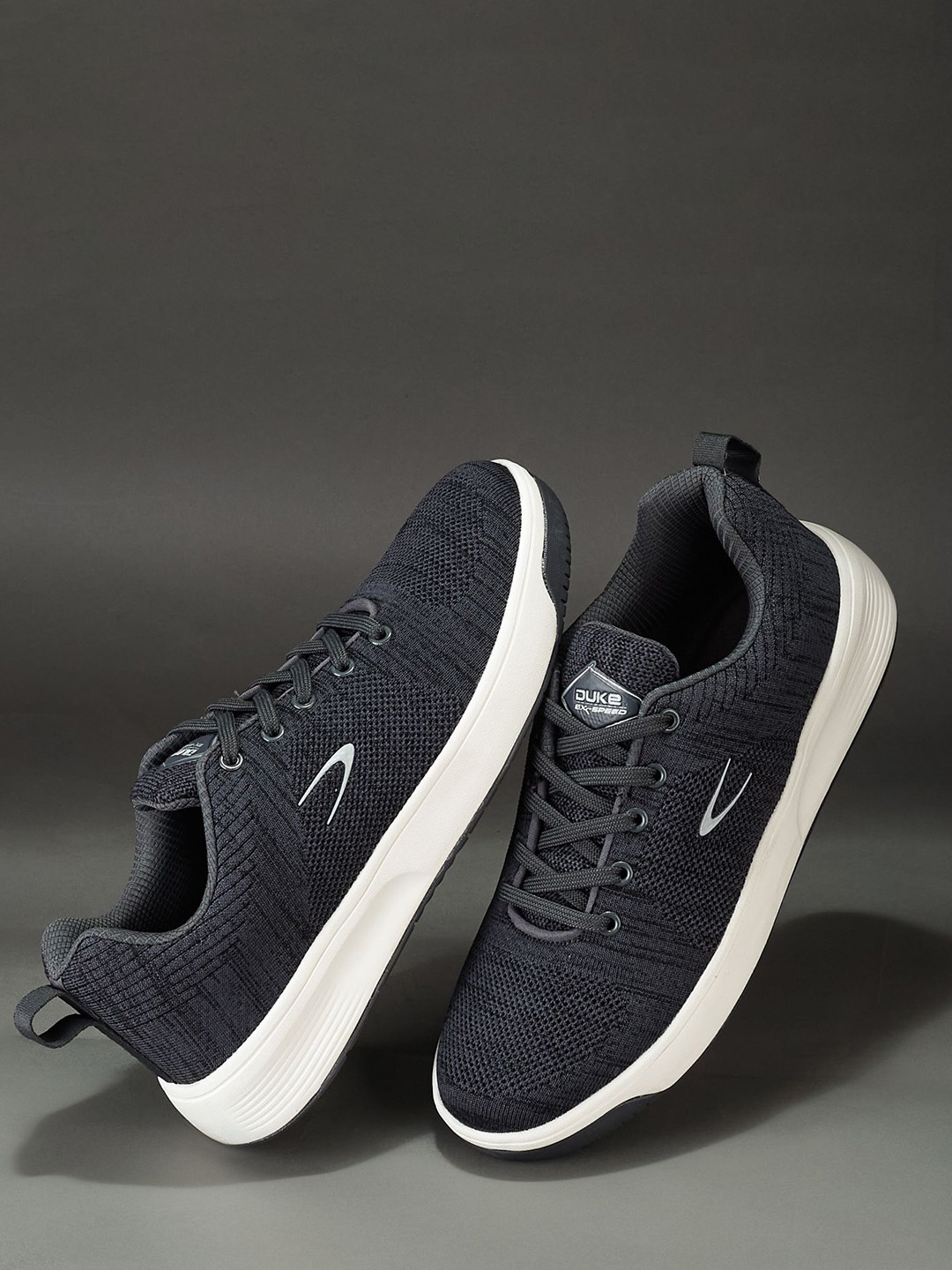 

Duke Men Woven Design Sneakers, Grey