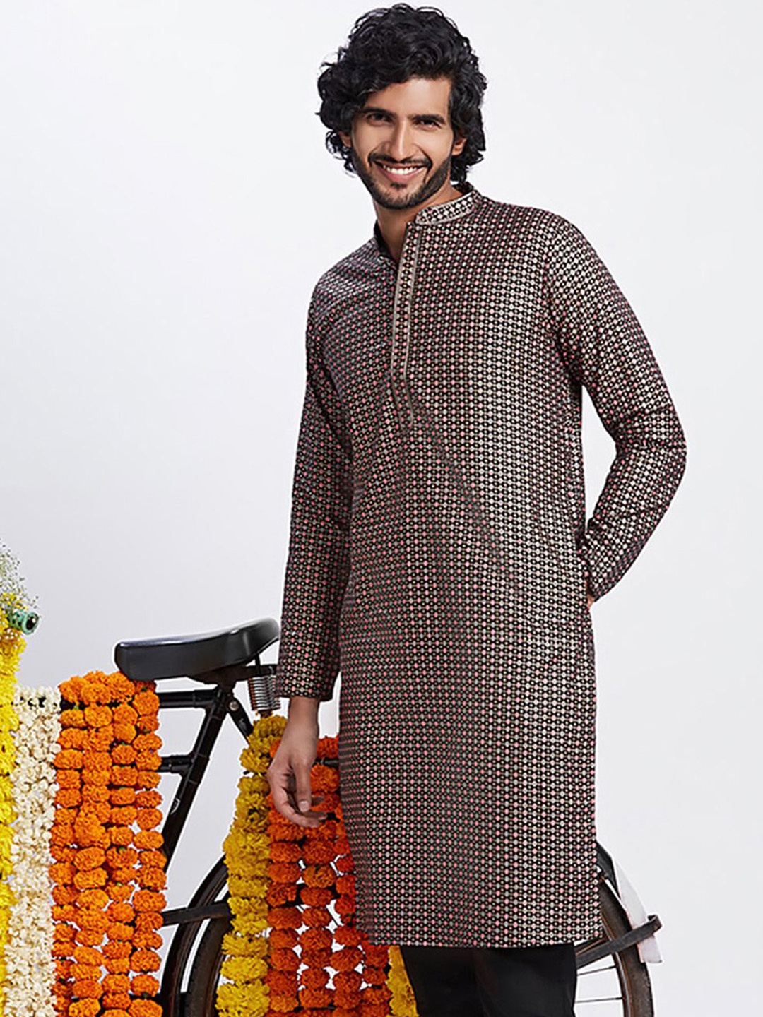 

Anouk Men Geometric Checked Kurta, Multi