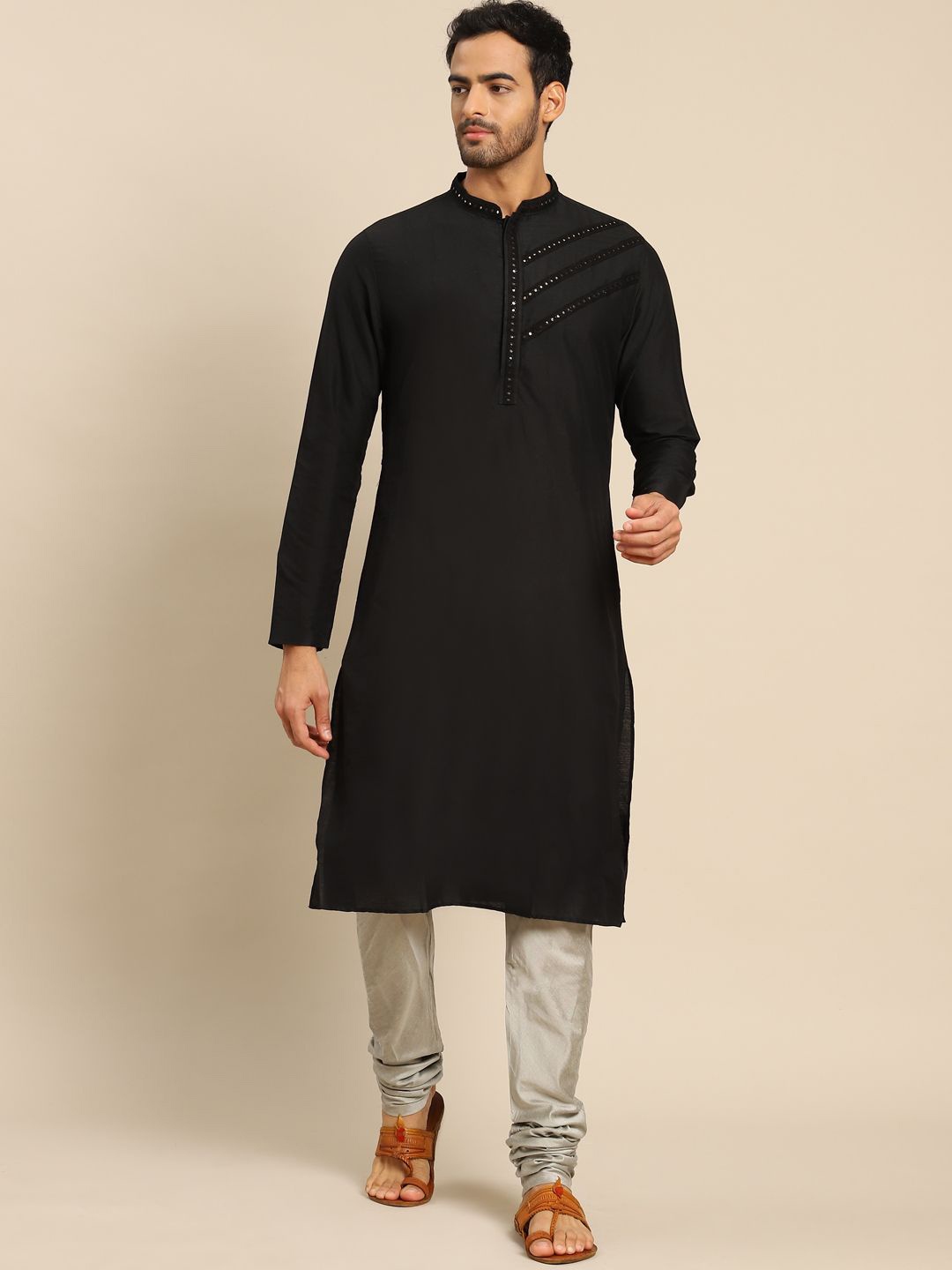 

Anouk Men Yoke Design Thread Work Kurta, Black