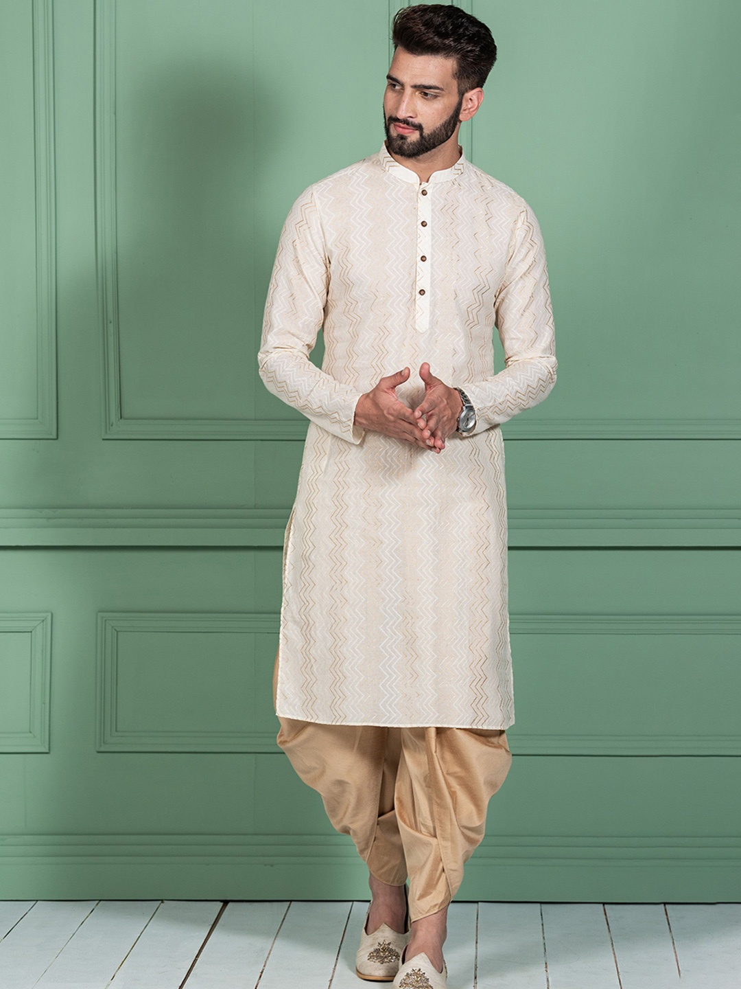 

Anouk Men Thread Work Kurta, Off white