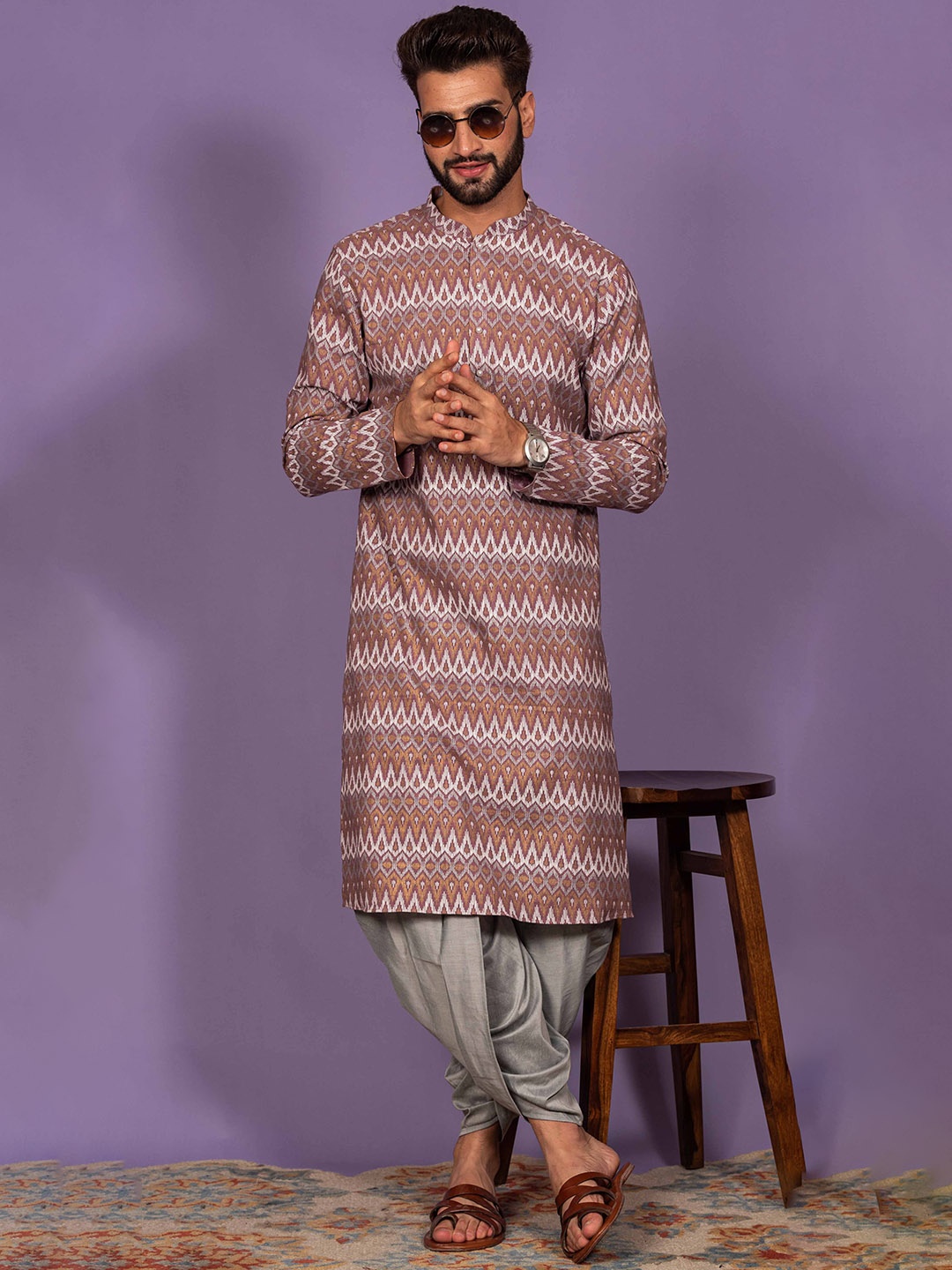 

Anouk Men Geometric Thread Work Kurta, Mauve