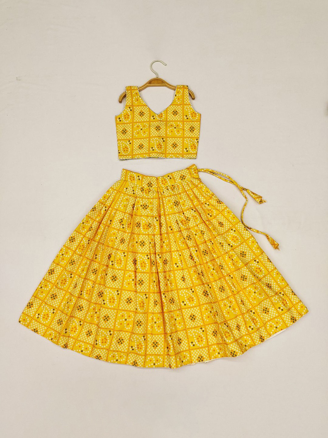 

BAESD Girls Printed Ready to Wear Lehenga &, Yellow