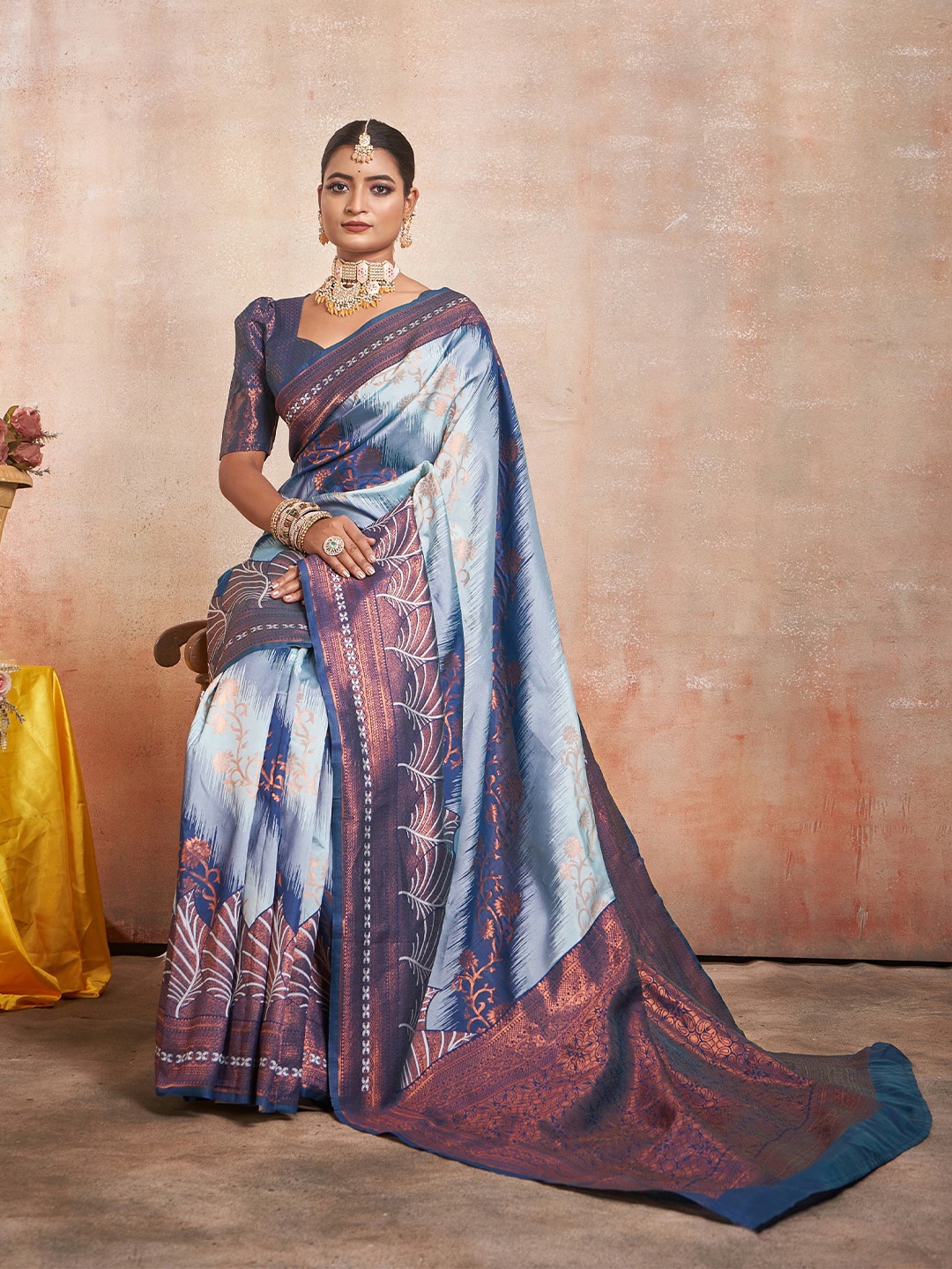

Taslar Woven Design Silk Cotton Banarasi Saree, Blue