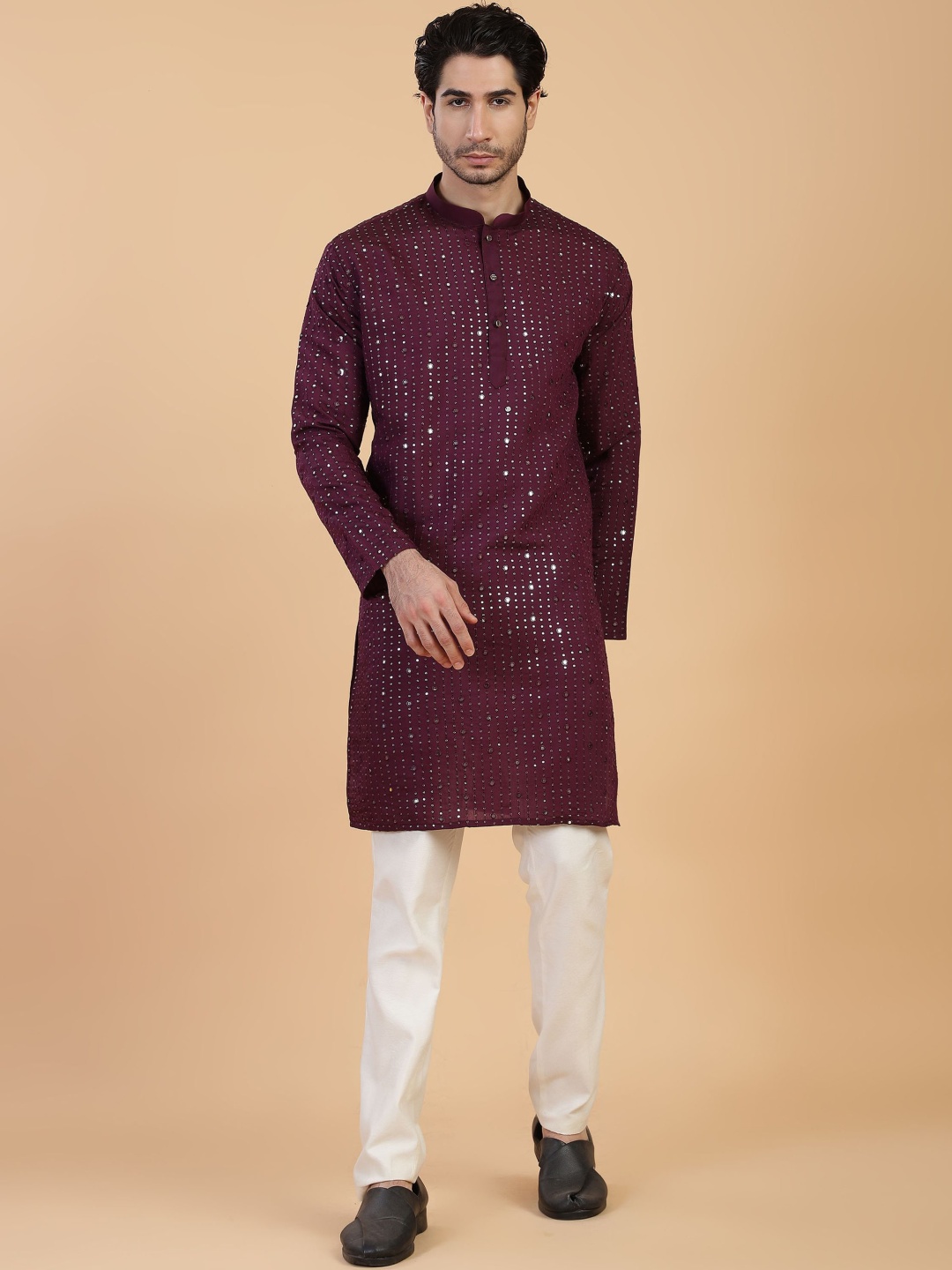 

Shiv Leela Men Geometric Kurta, Violet