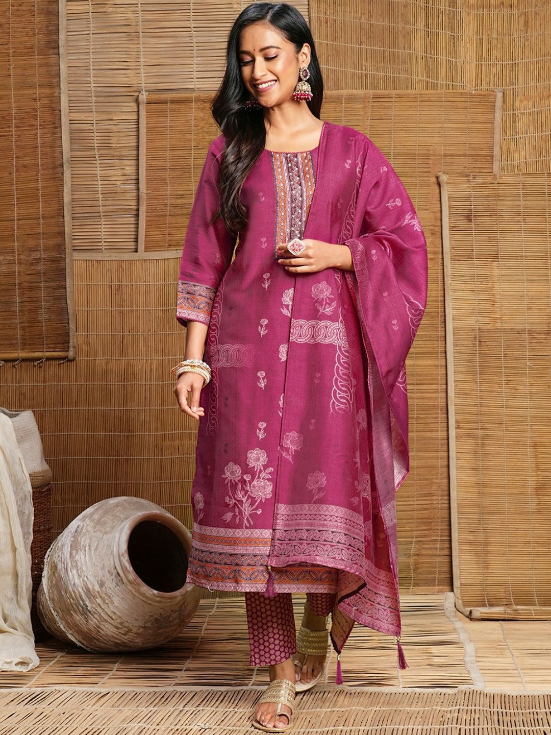 

ODETTE Women Floral Printed Regular Beads and Stones Chanderi Silk Kurta with Trousers & With Dupatta, Magenta