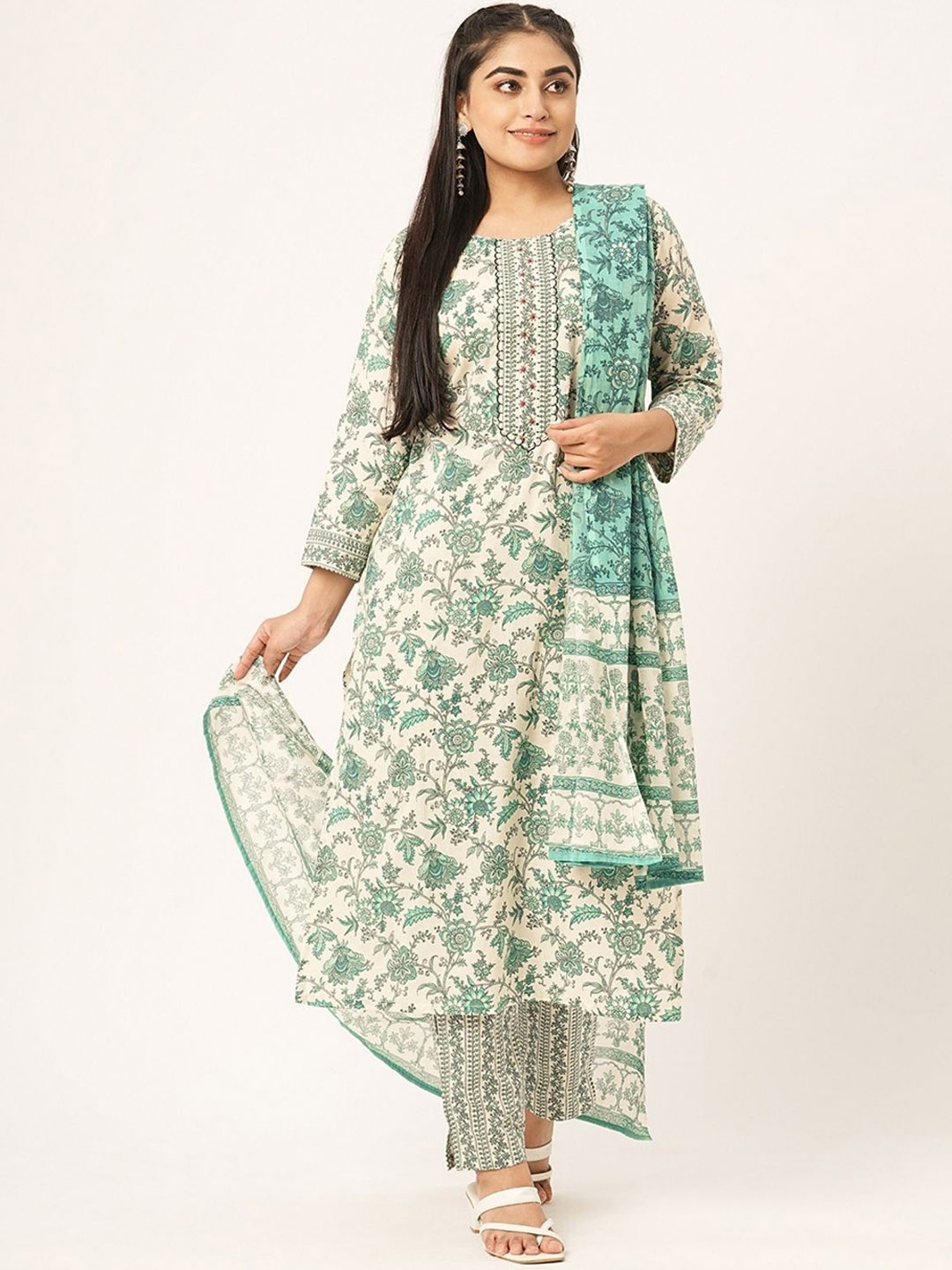 

ODETTE Women Floral Printed Regular Kurta with Trousers & With Dupatta, Green
