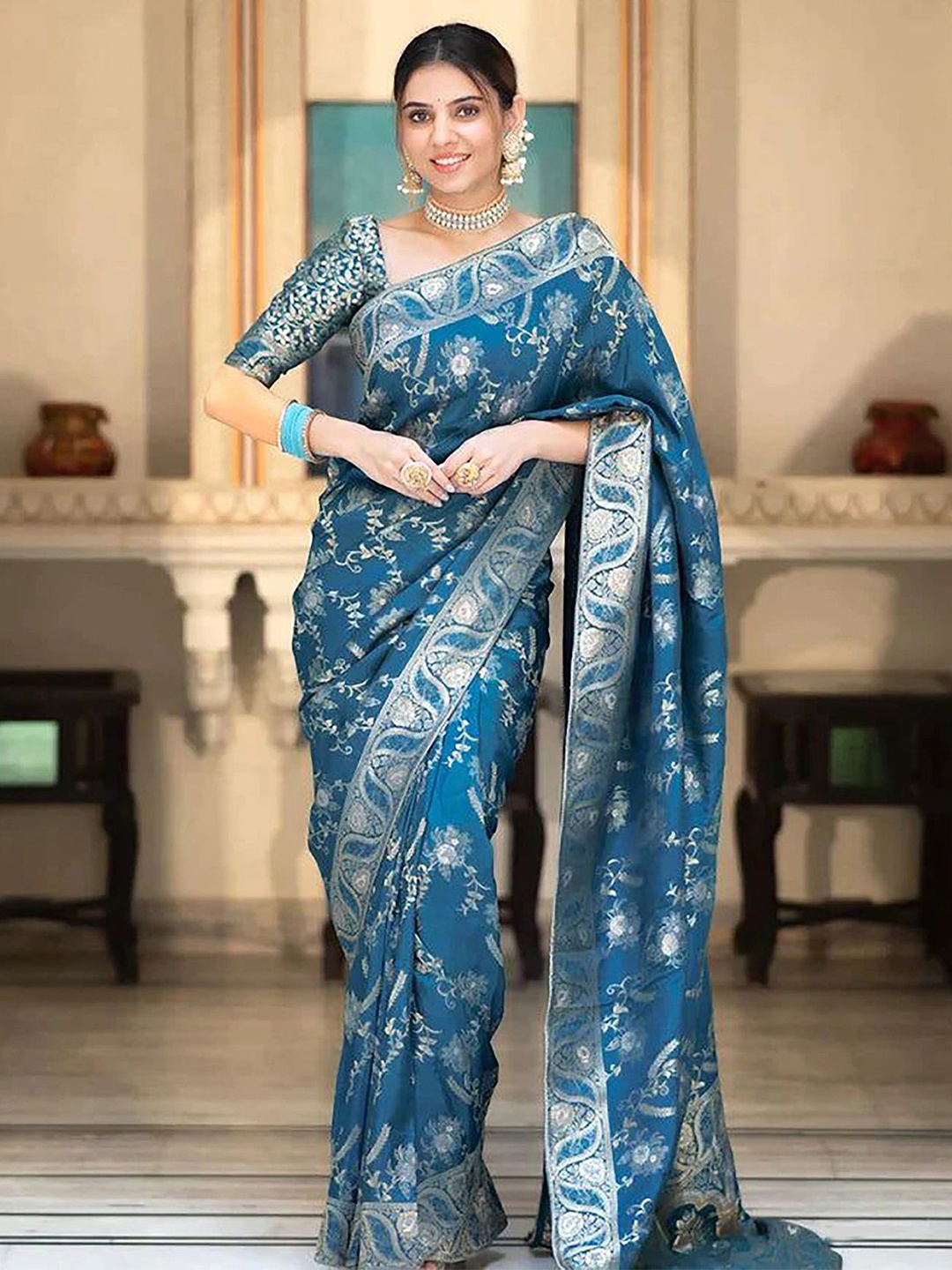 

BerMondsey Woven Design Zari Silk Blend Banarasi Saree, Teal