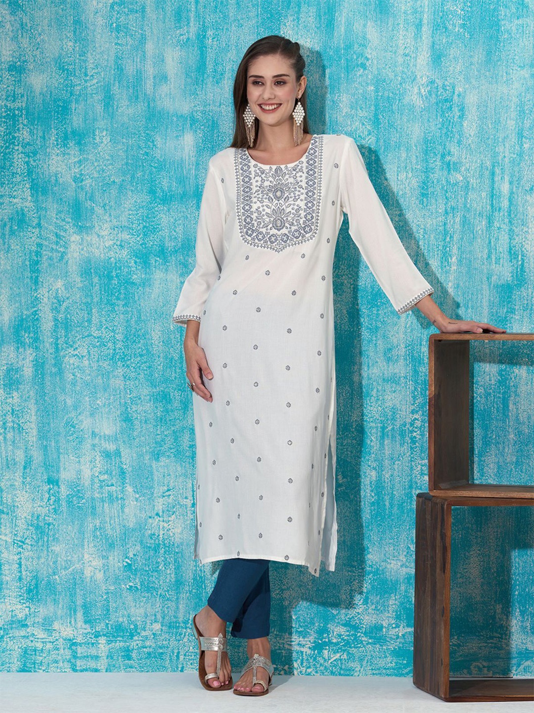 

Odette Embroidered Straight Kurta, White