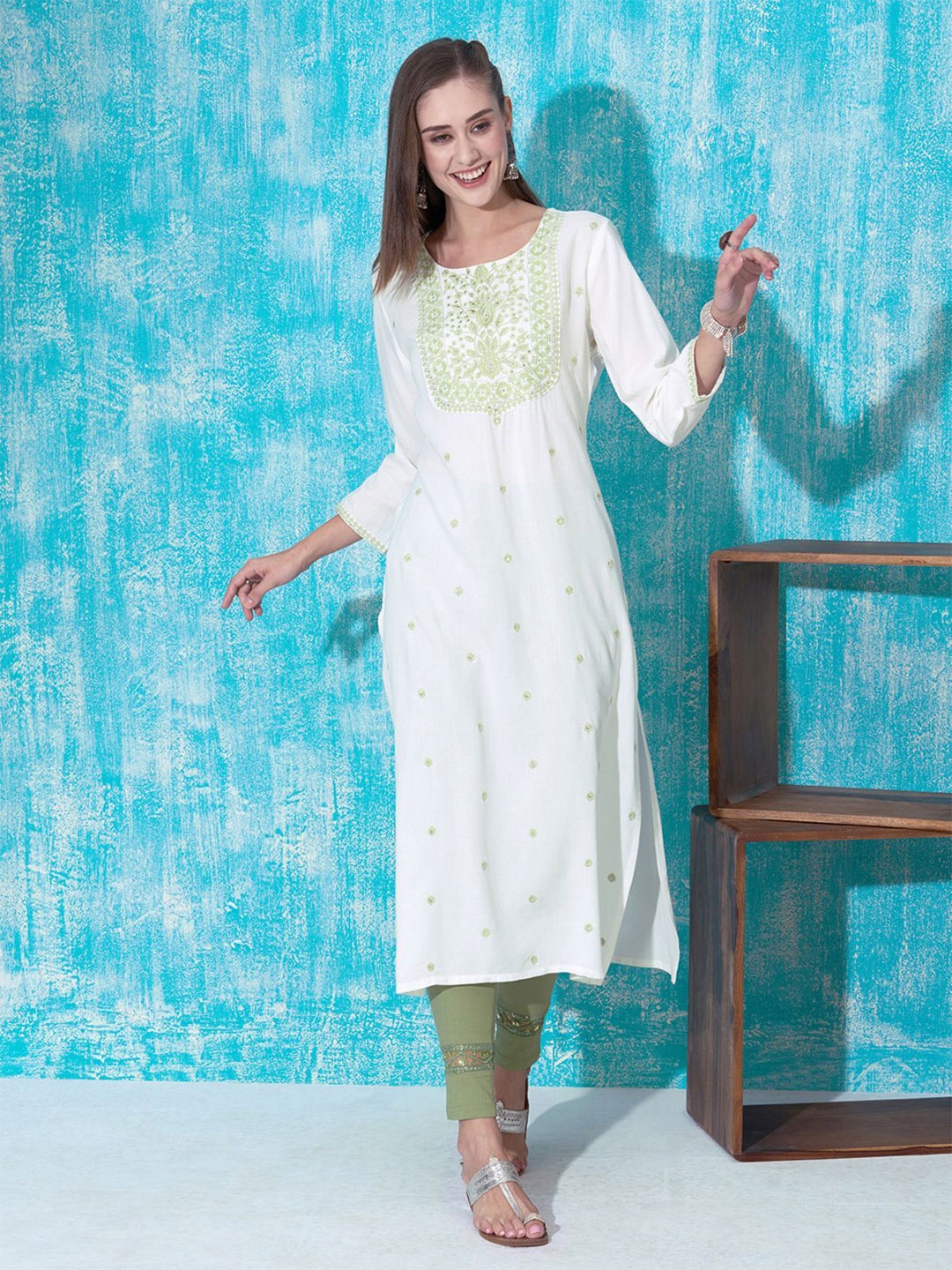 

Odette Embroidered Straight Kurta, White