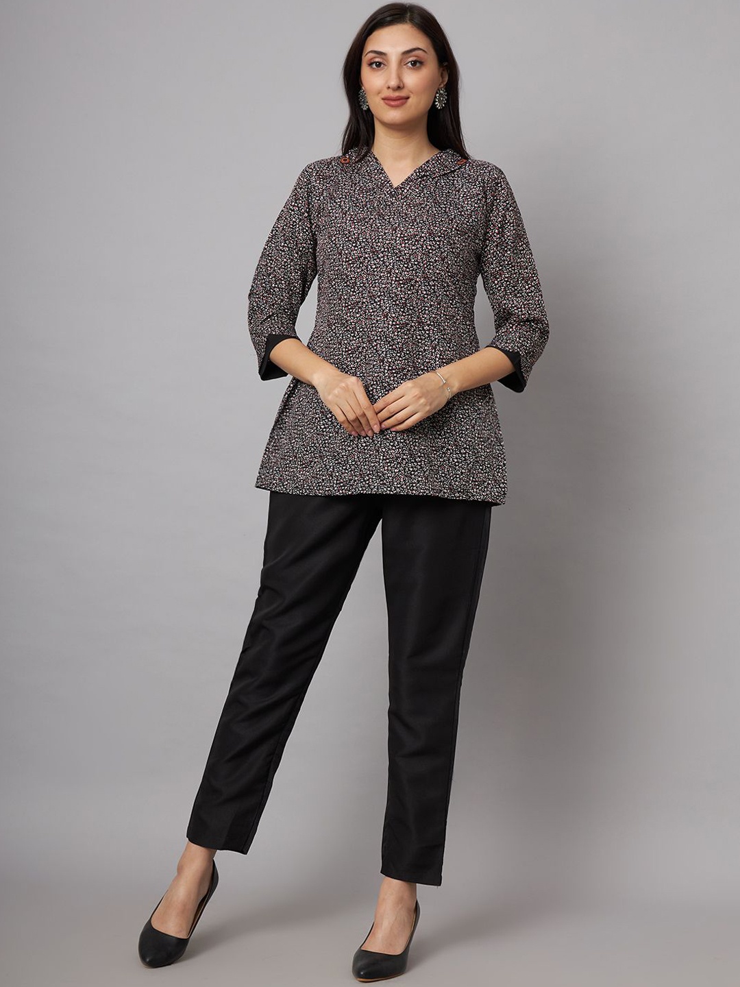 

SHRIMAY Printed Top With Trouser Co-Ords, Black