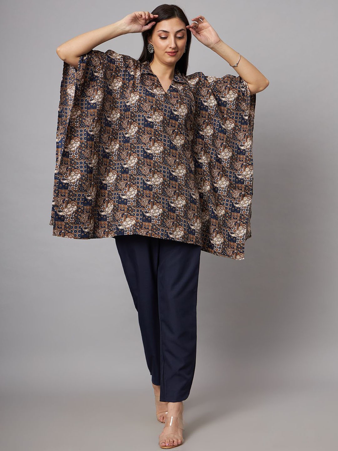 

SHRIMAY Printed Top With Trouser Co-Ords, Navy blue