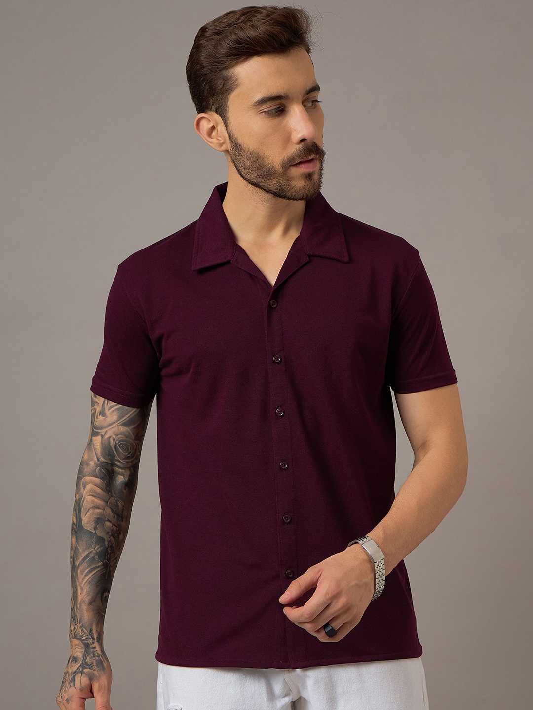 

REPRISE Men Classic Slim Fit Opaque Casual Shirt, Maroon