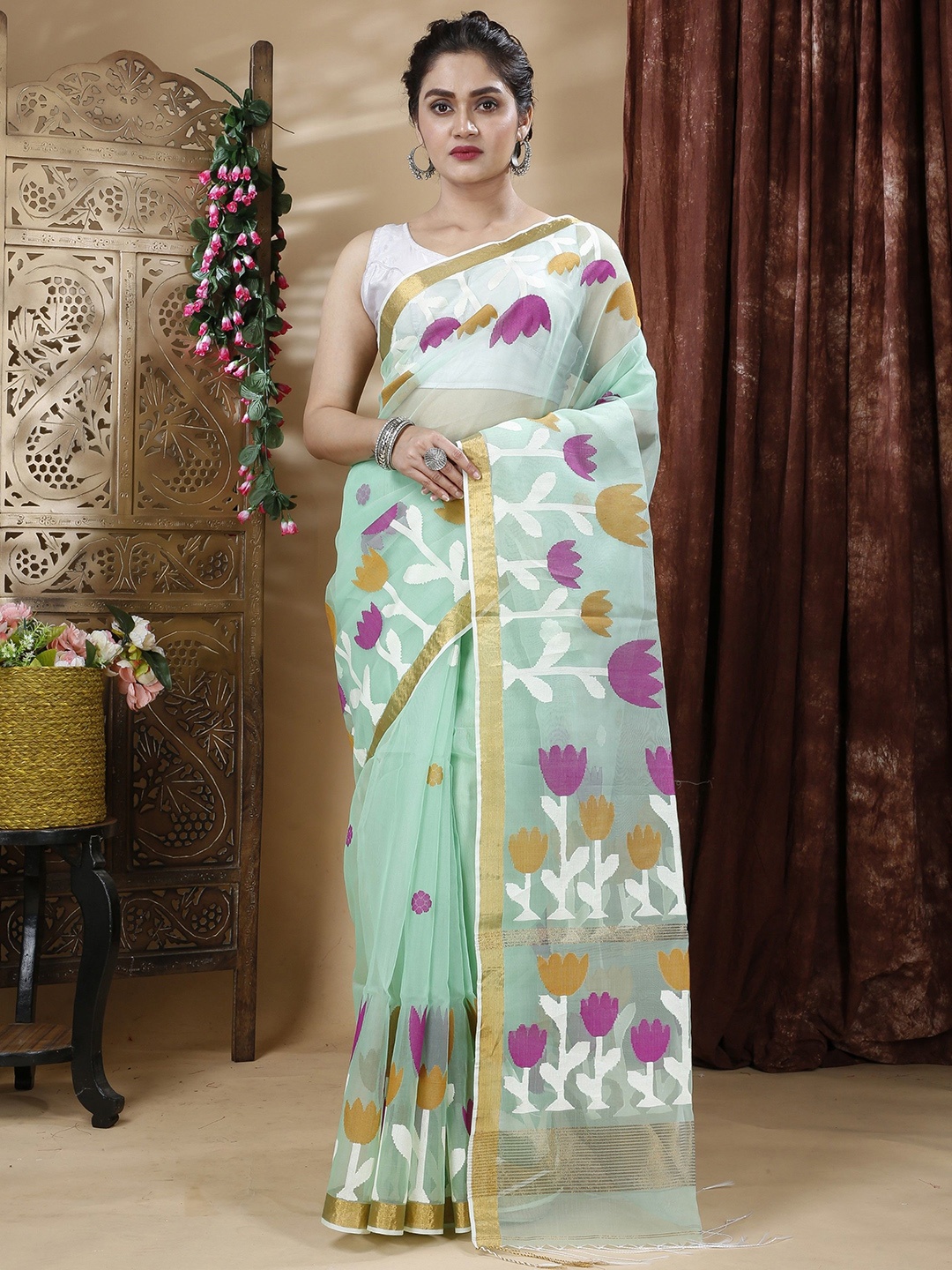 

SLAGHA Woven Design Zari Pure Silk Saree, Green