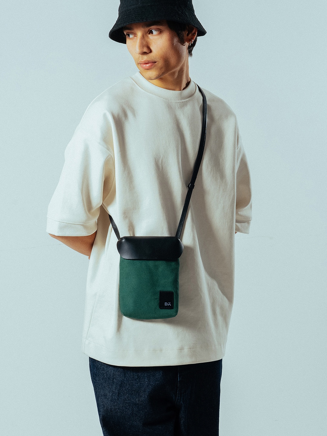 

DailyObjects Colourblocked Shopper Sling Bag with Cut Work, Green