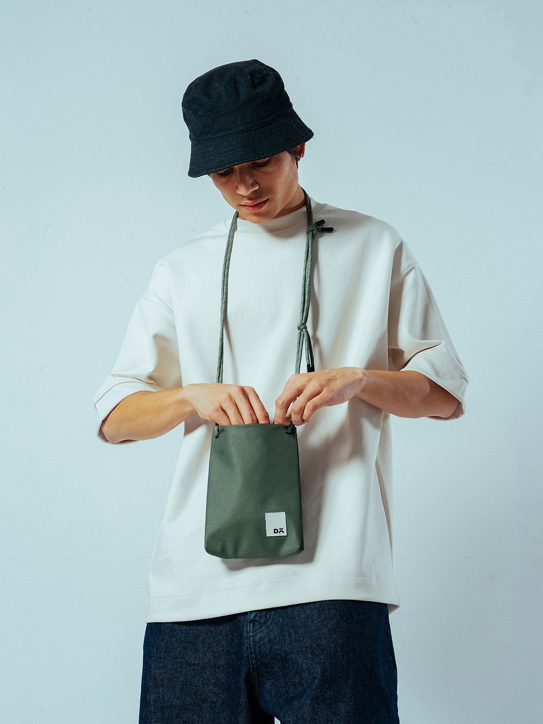

DailyObjects Oversized Shopper Sling Bag, Green