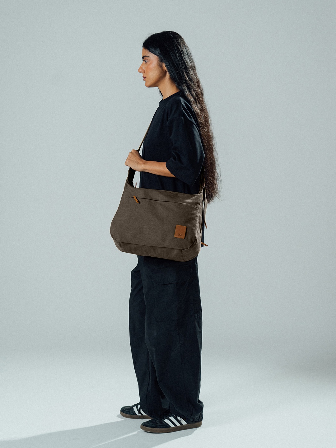 

DailyObjects Structured Shoulder Bag, Brown