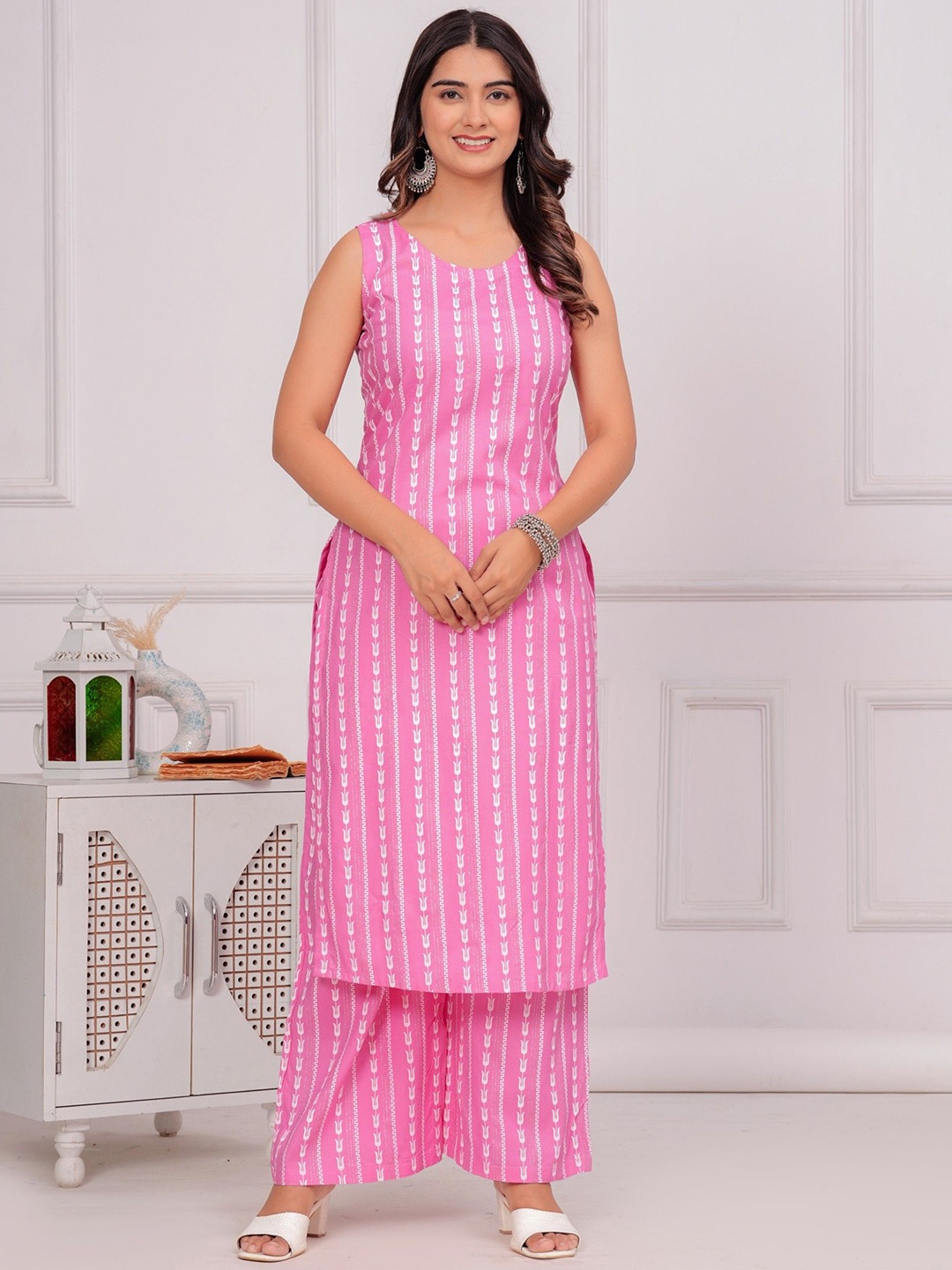 

KALINI Women Floral Printed Regular Kurta with Palazzos, Pink