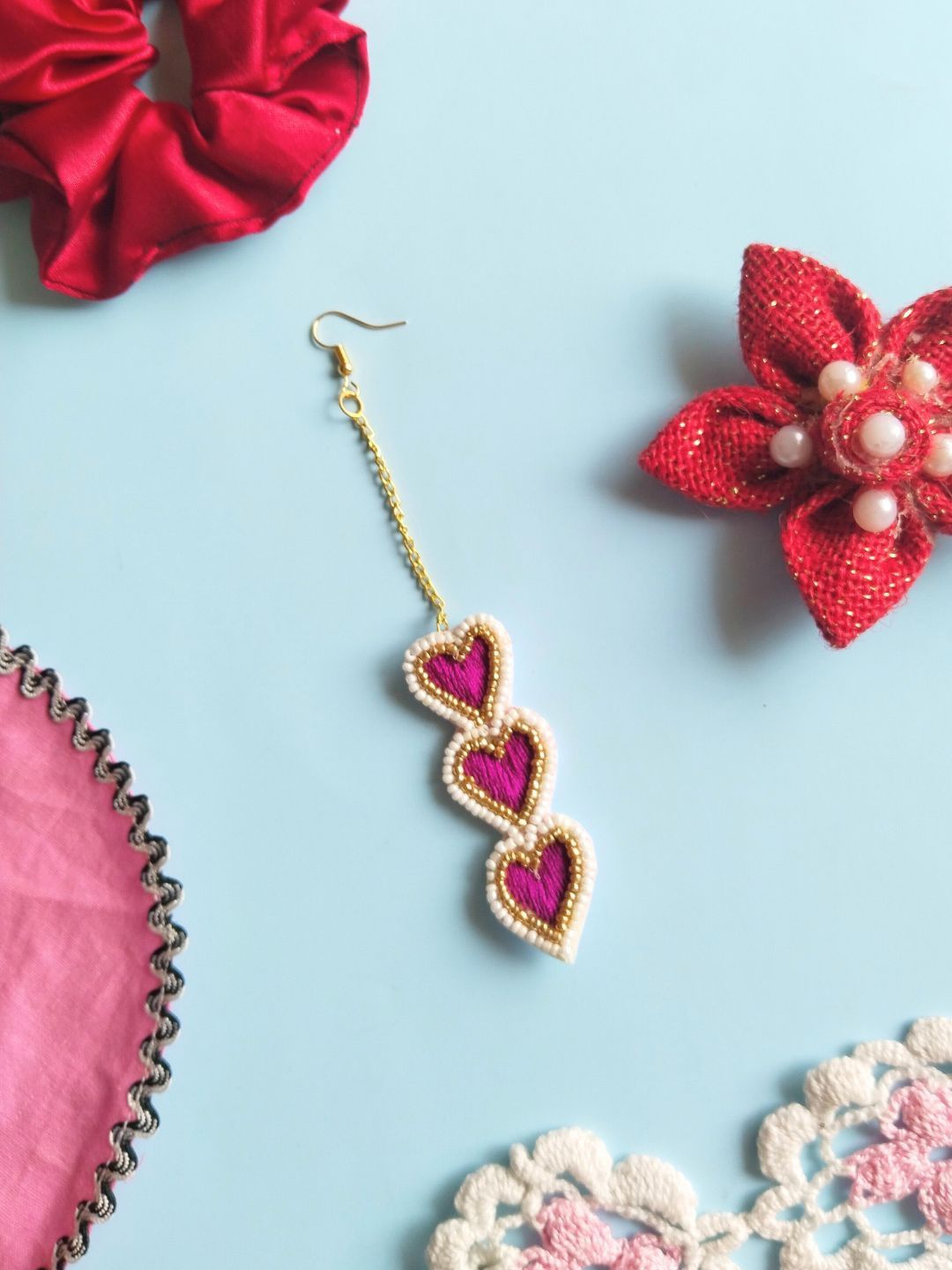 

Sangria Floral Beaded Maangtika, Pink