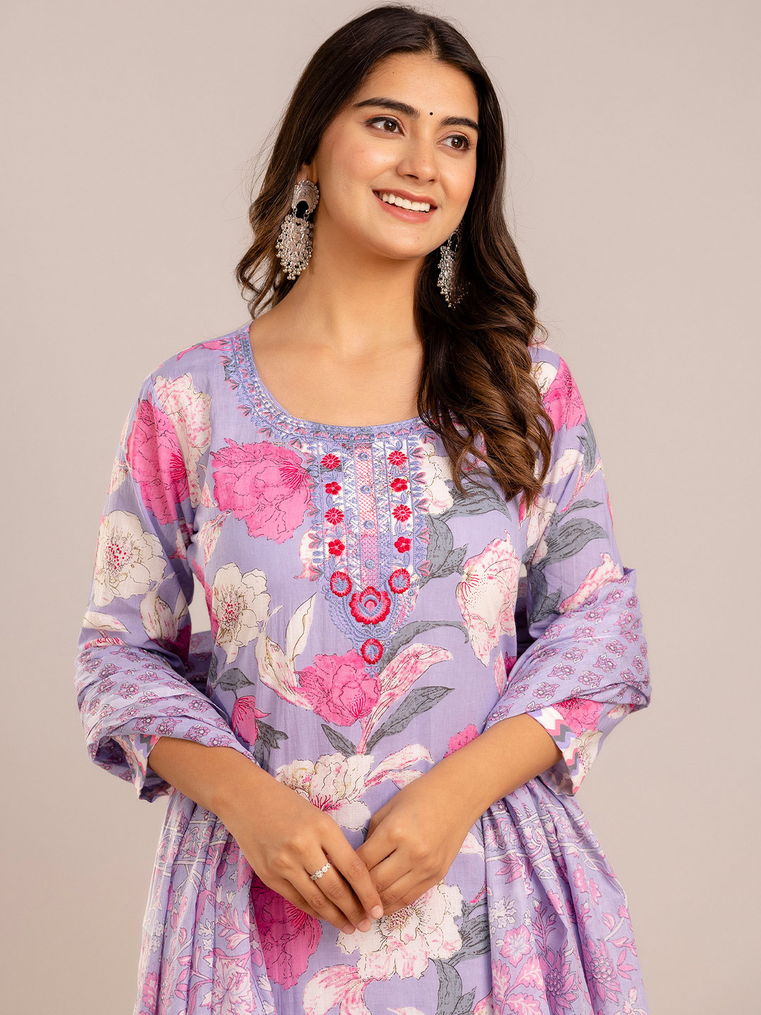 

Jasoriya Floral Printed Mirror Work Pure Cotton Straight Kurta With Trousers & Dupatta, Lavender