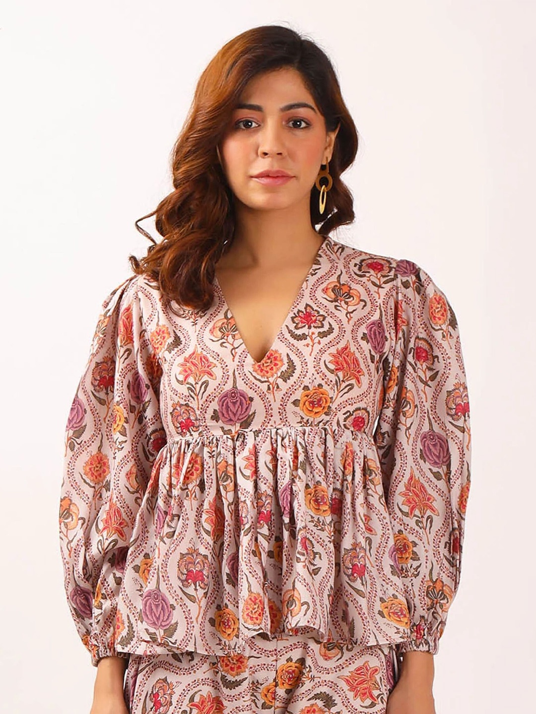 

TJORI Floral Printed V-Neck Puff Sleeve Empire Top, Beige